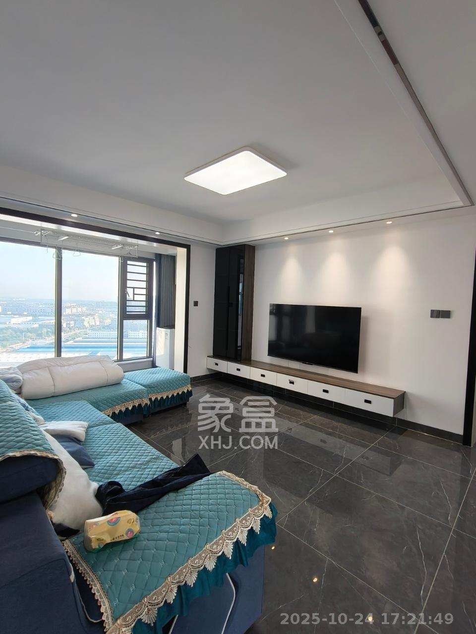 盛地东方芯府 3室2厅2卫 2350.0元/月 盛地东方芯府 3室2厅2卫 2350.0元/月室内图