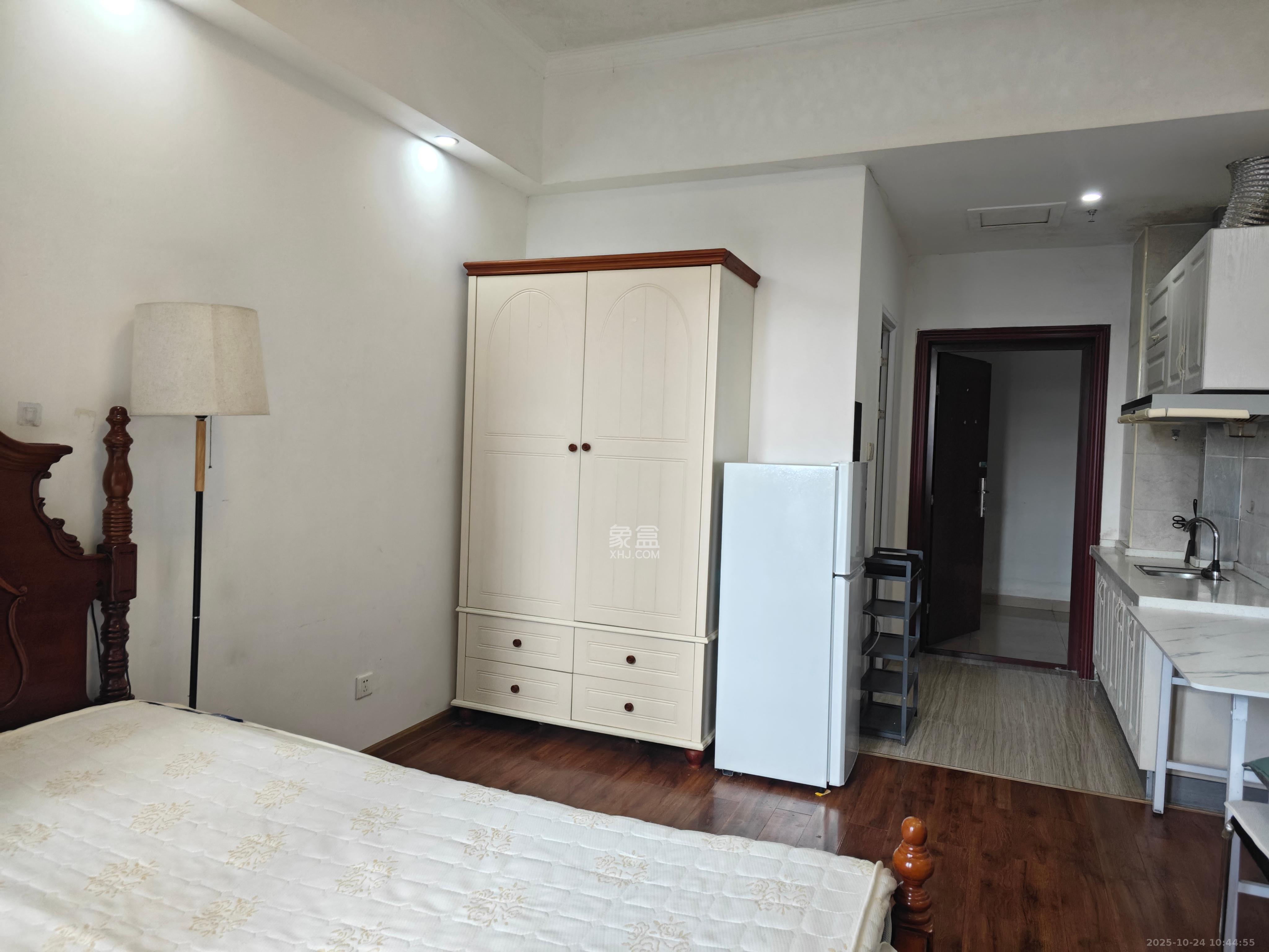 兆坤星悦荟  1室1厅1卫    1000.0元/月 兆坤星悦荟  1室1厅1卫    1000.0元/月室内图