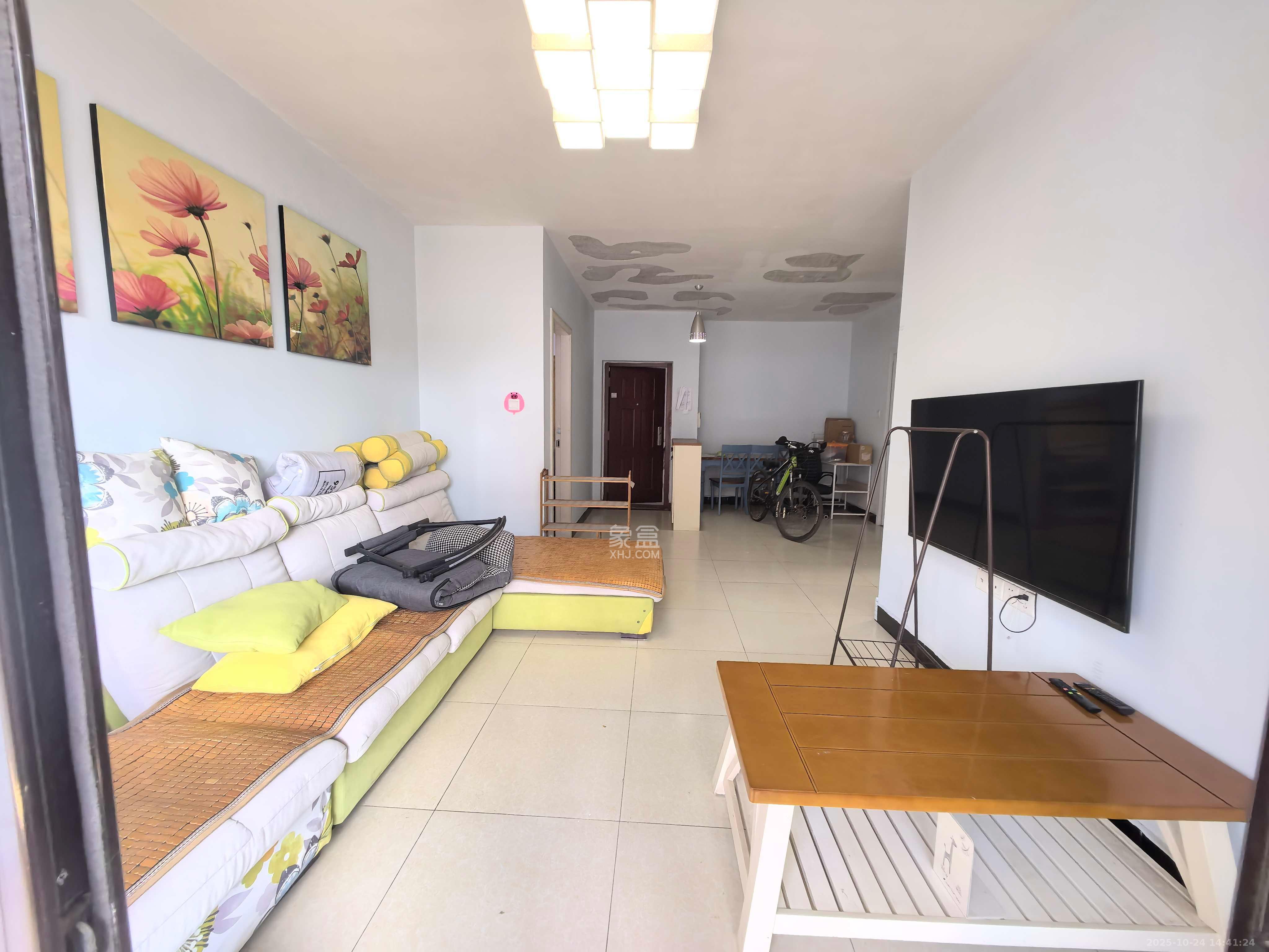 新城国际花都 2室2厅1卫 1600.0元/月 新城国际花都 2室2厅1卫 1600.0元/月室内图