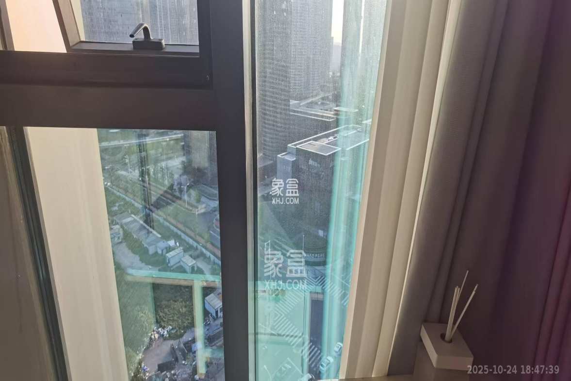 达美寰宇中心 2室1厅1卫 3800.0元/月 达美寰宇中心 2室1厅1卫 3800.0元/月室内图