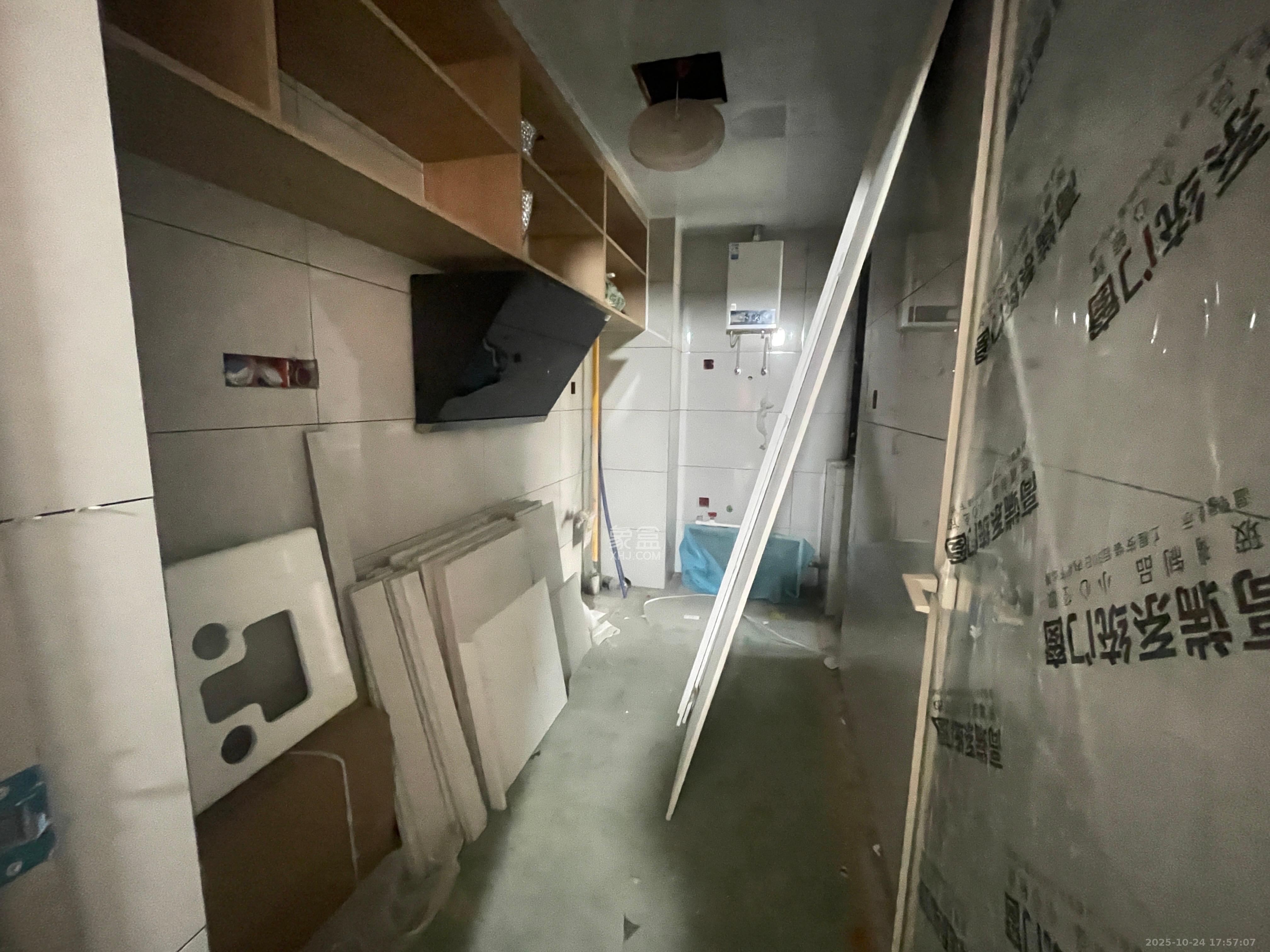 望远嘉苑 2室1厅1卫 2400.0元/月 望远嘉苑 2室1厅1卫 2400.0元/月室内图