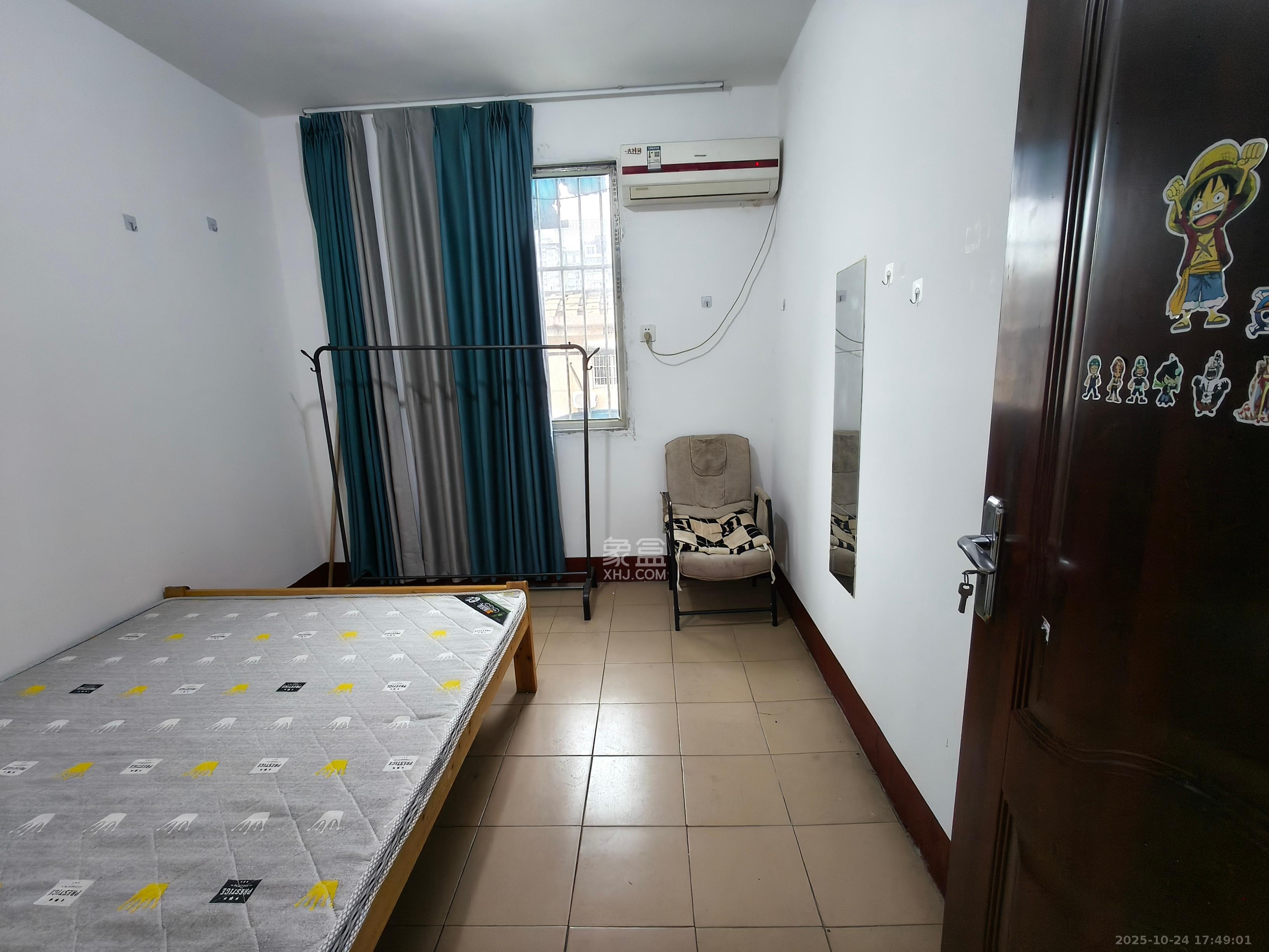 桂花二村 3室1厅1卫 1300.0元/月 桂花二村 3室1厅1卫 1300.0元/月室内图