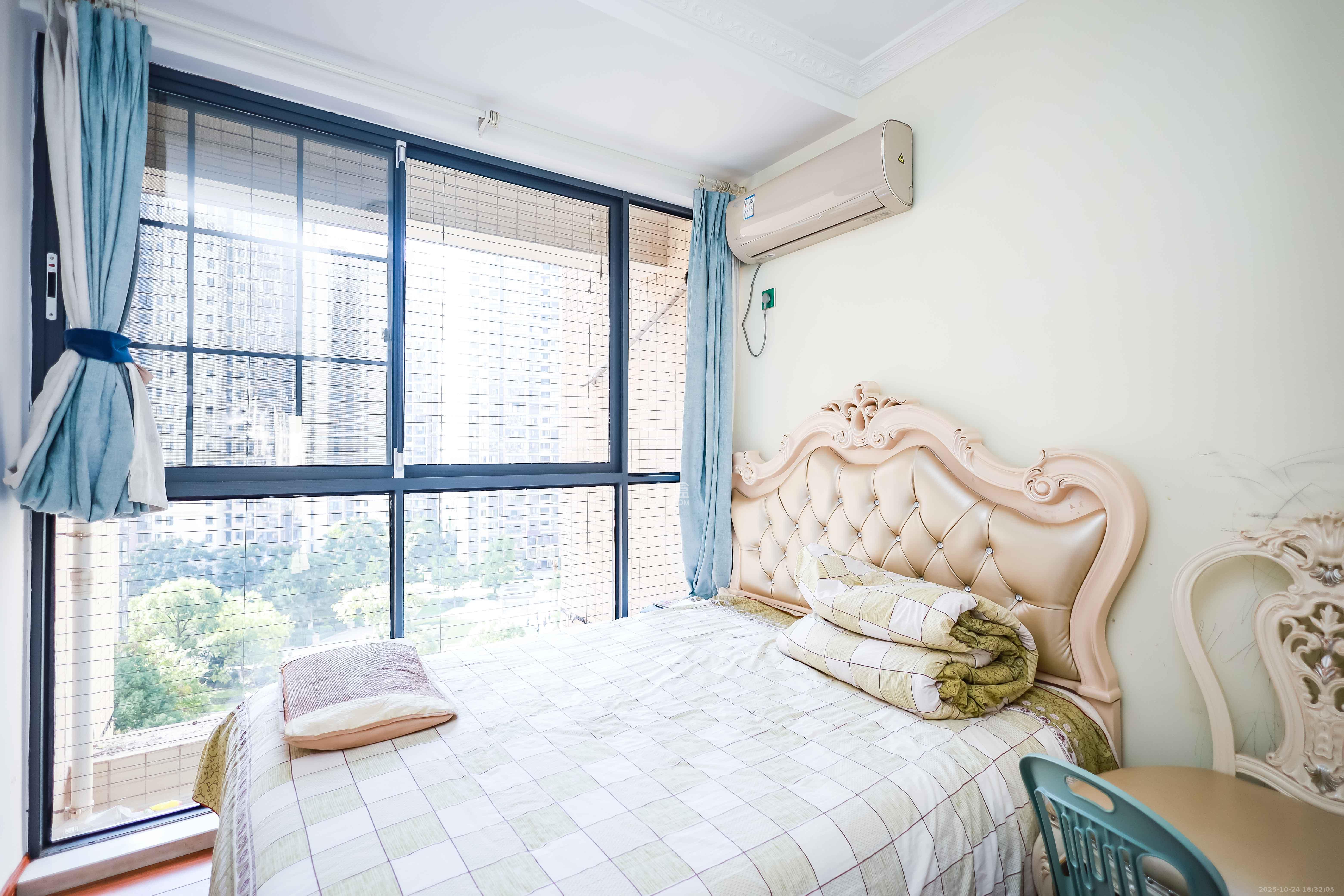 盛世耀凯 3室2厅1卫 98.0万 盛世耀凯 3室2厅1卫 98.0万卧室