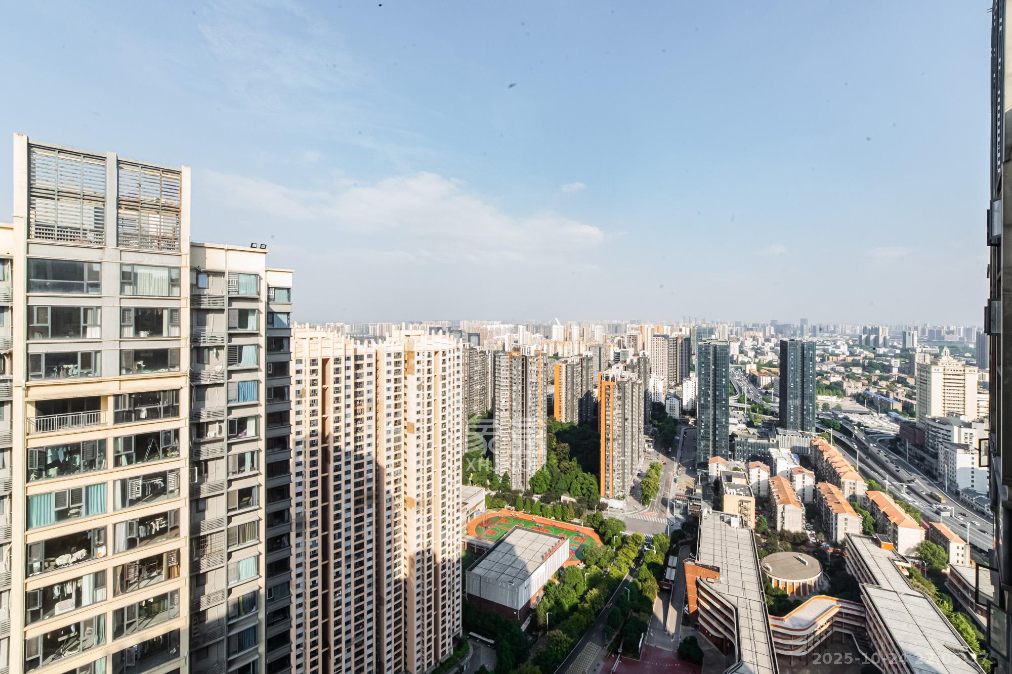 北辰三角洲E7区  3室2厅2卫    158.0万其他