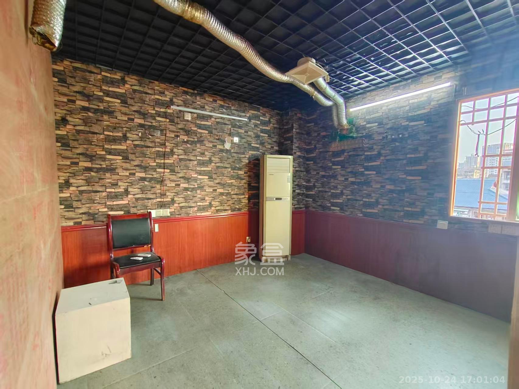 添景阁  1室1厅1卫    2000.0元/月室内图