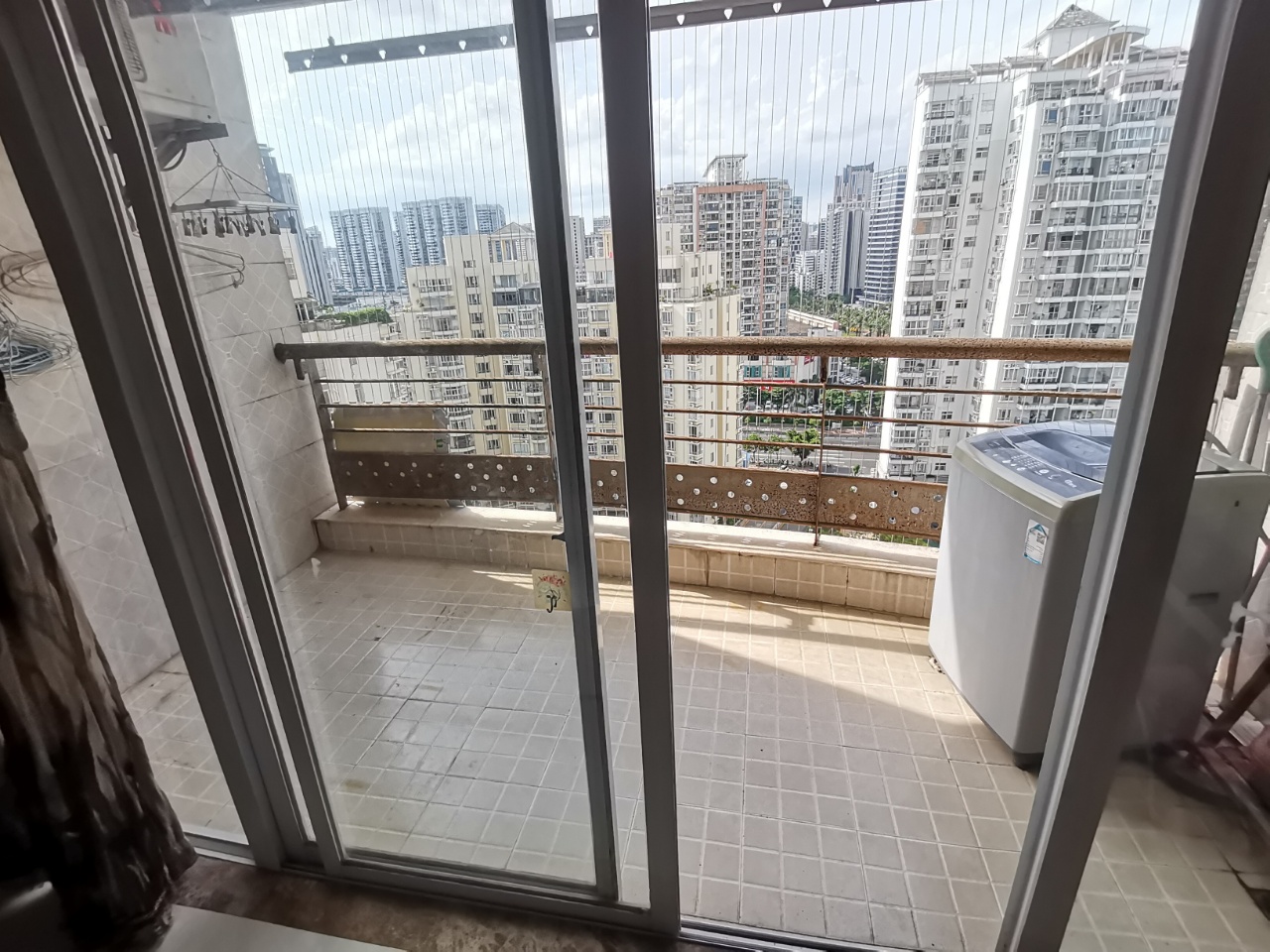 龙泉家园  3室2厅2卫    148.0万室内图