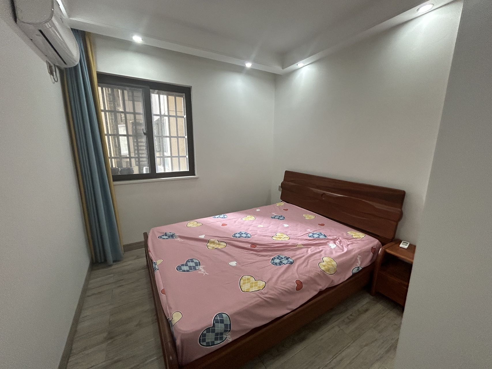 绿地海德公馆  3室2厅1卫    3800.0元/月室内图