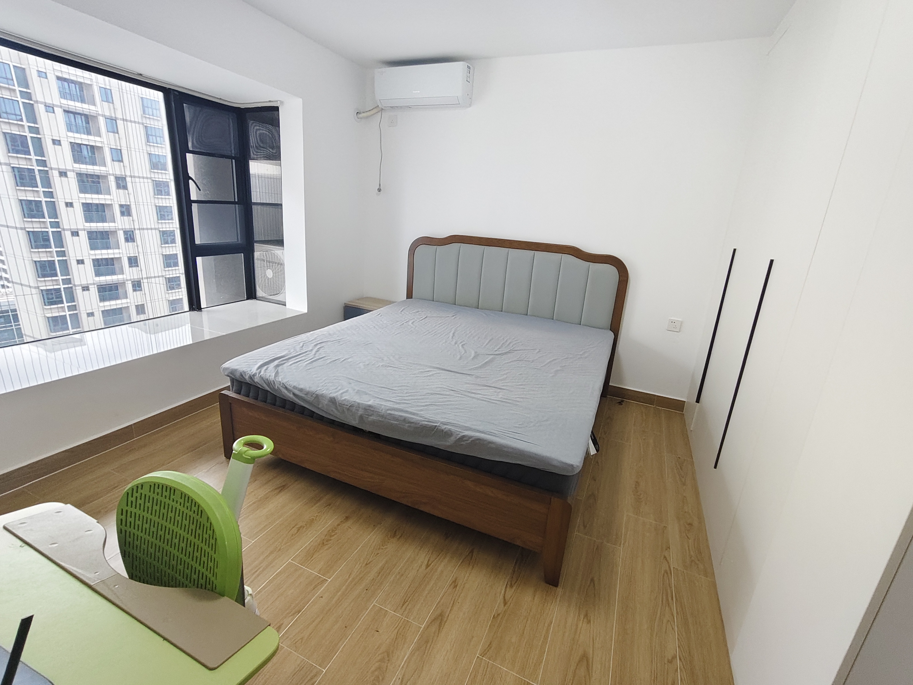 紫泉花坊 4室2厅2卫 3800.0元/月 紫泉花坊 4室2厅2卫 3800.0元/月室内图