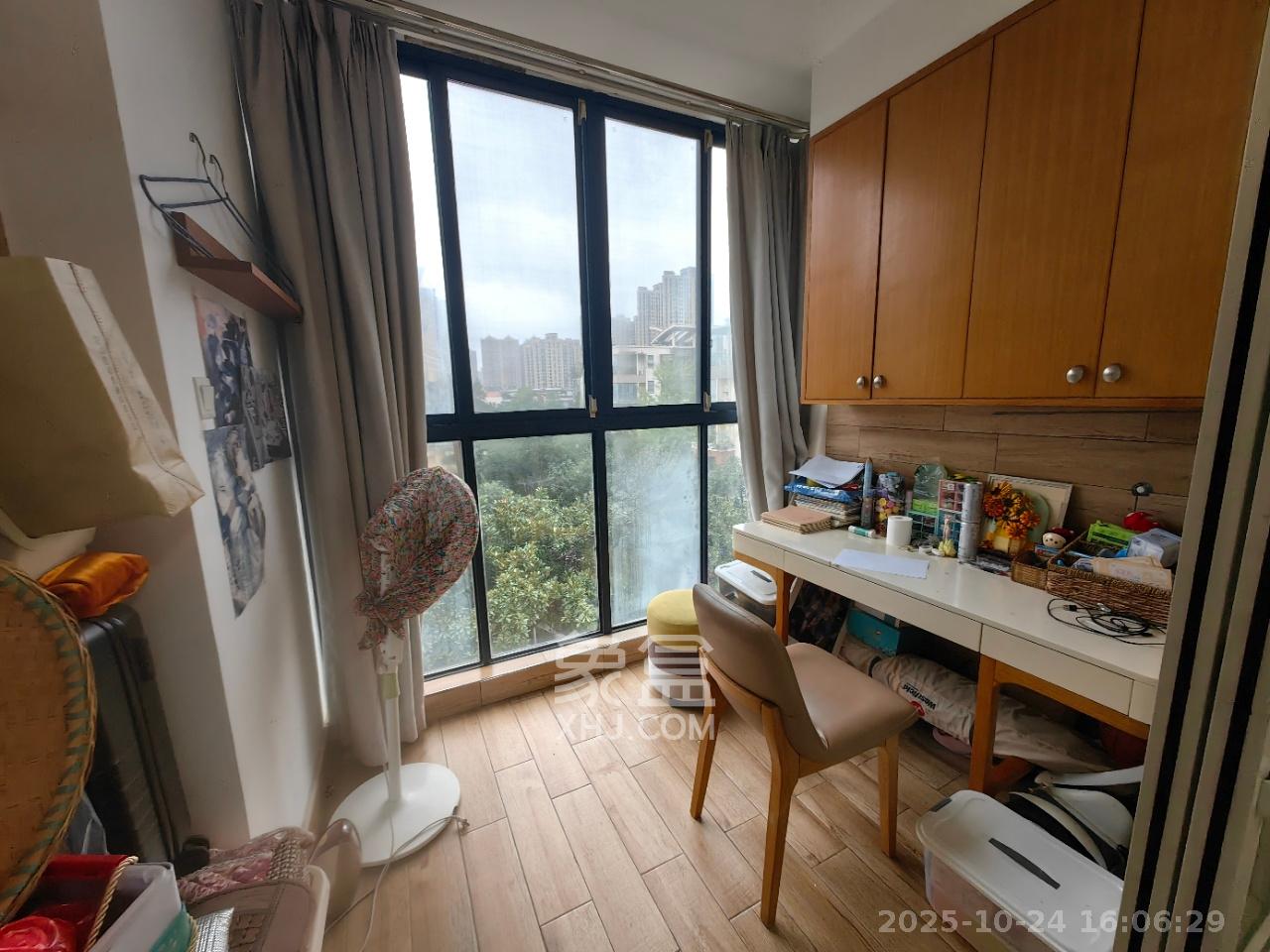 南山苏迪亚诺  3室2厅2卫    2200.0元/月室内图