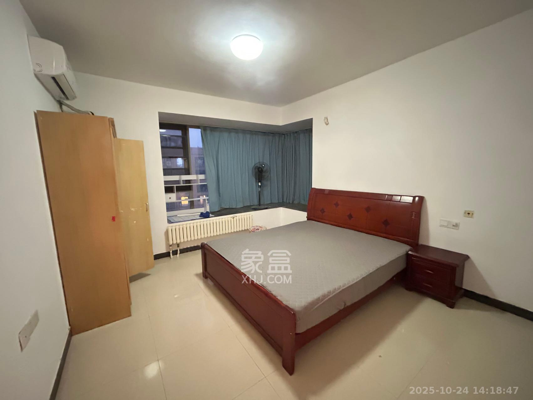 怡海星城 3室2厅2卫 1800.0元/月 怡海星城 3室2厅2卫 1800.0元/月室内图