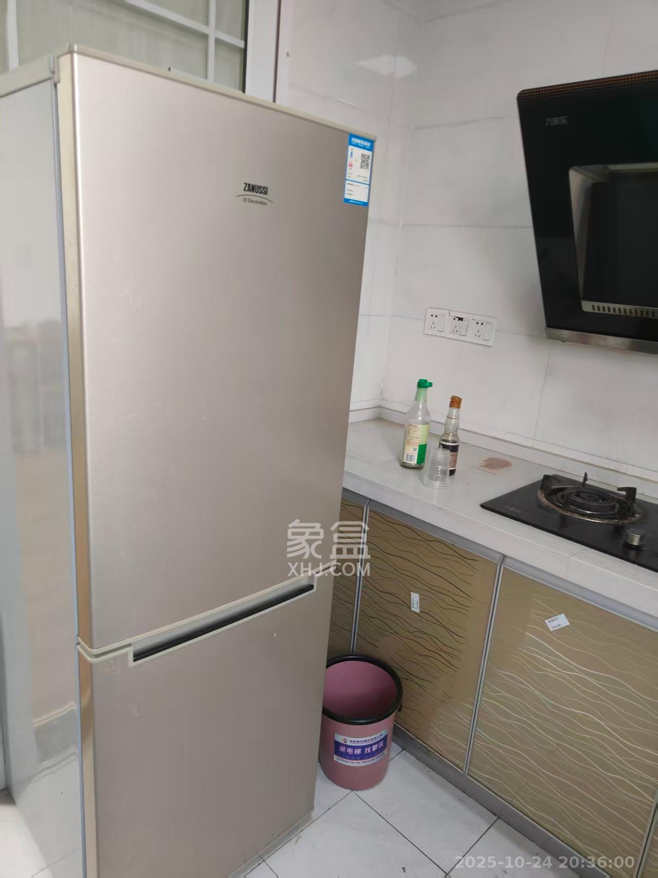 正旺国际铭城(正旺U公馆) 1室1厅1卫 1700.0元/月 正旺国际铭城(正旺U公馆) 1室1厅1卫 1700.0元/月室内图