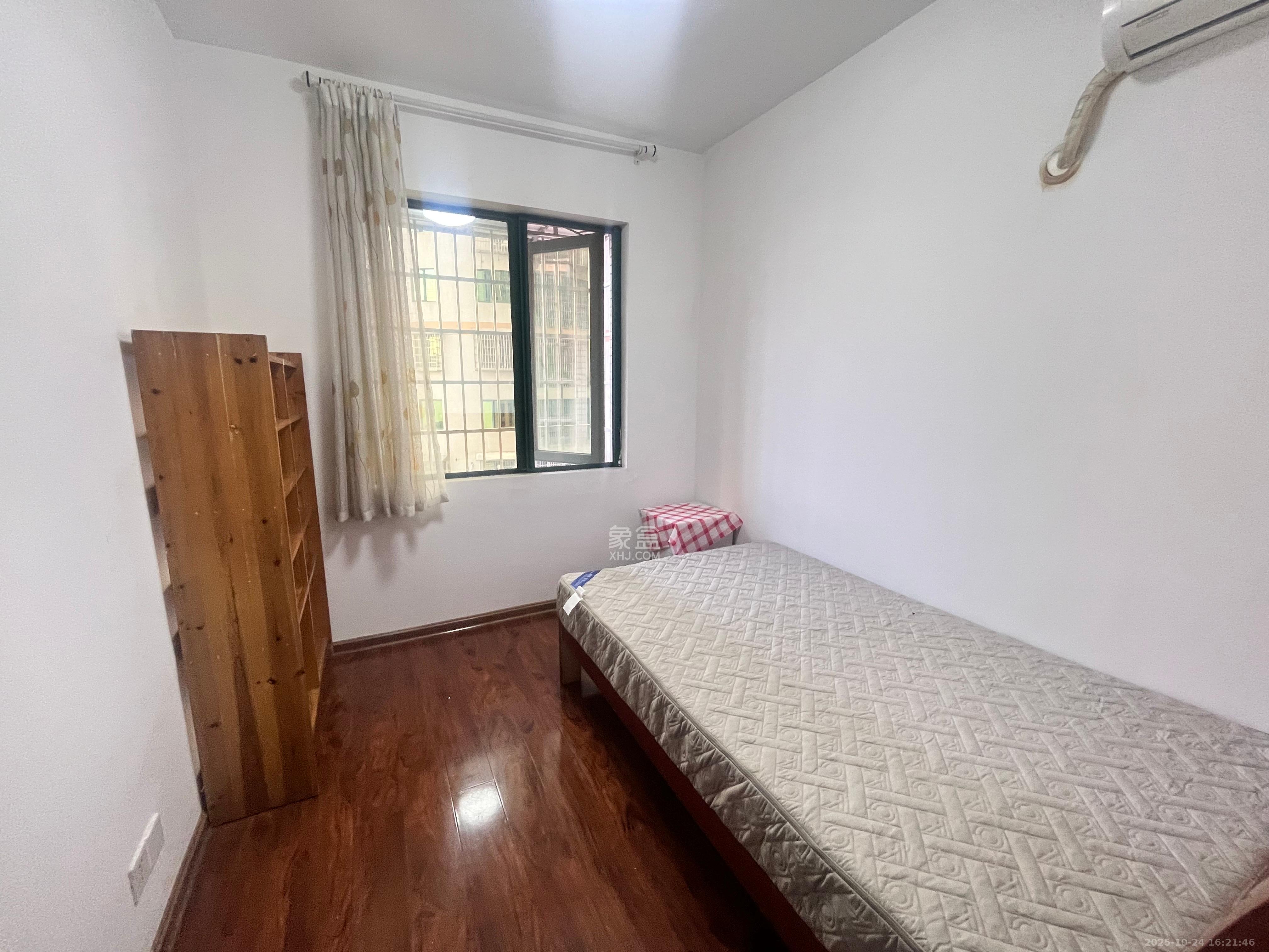 湖韵佳苑  3室2厅2卫    3000.0元/月 湖韵佳苑  3室2厅2卫    3000.0元/月室内图