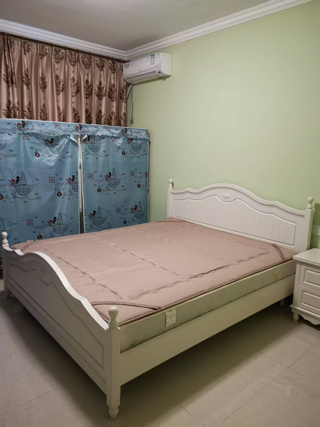 海航城  4室2厅2卫    4500.0元/月室内图