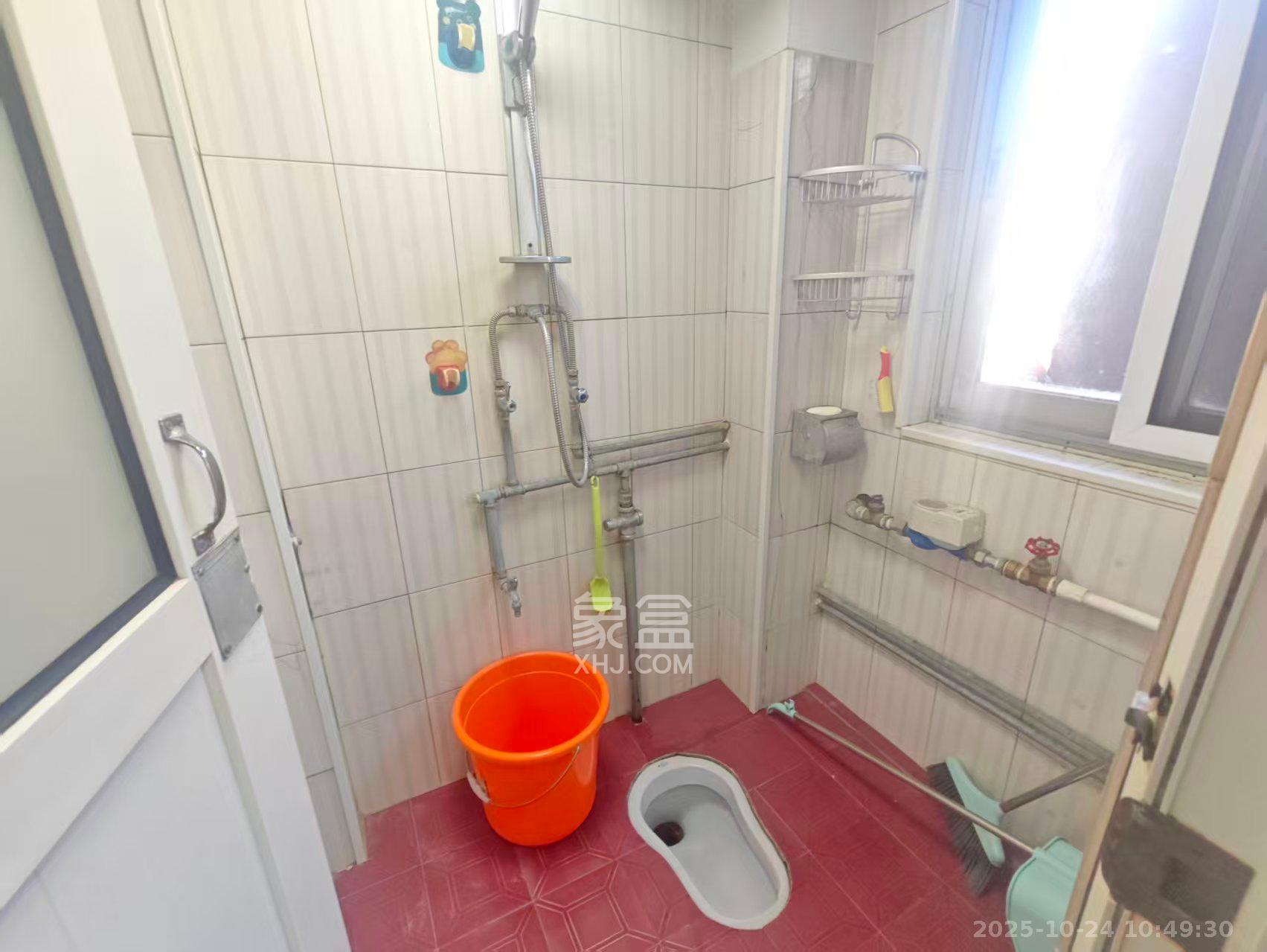 紫东苑(芙蓉区) 3室1厅1卫 2200.0元/月 紫东苑(芙蓉区) 3室1厅1卫 2200.0元/月室内图