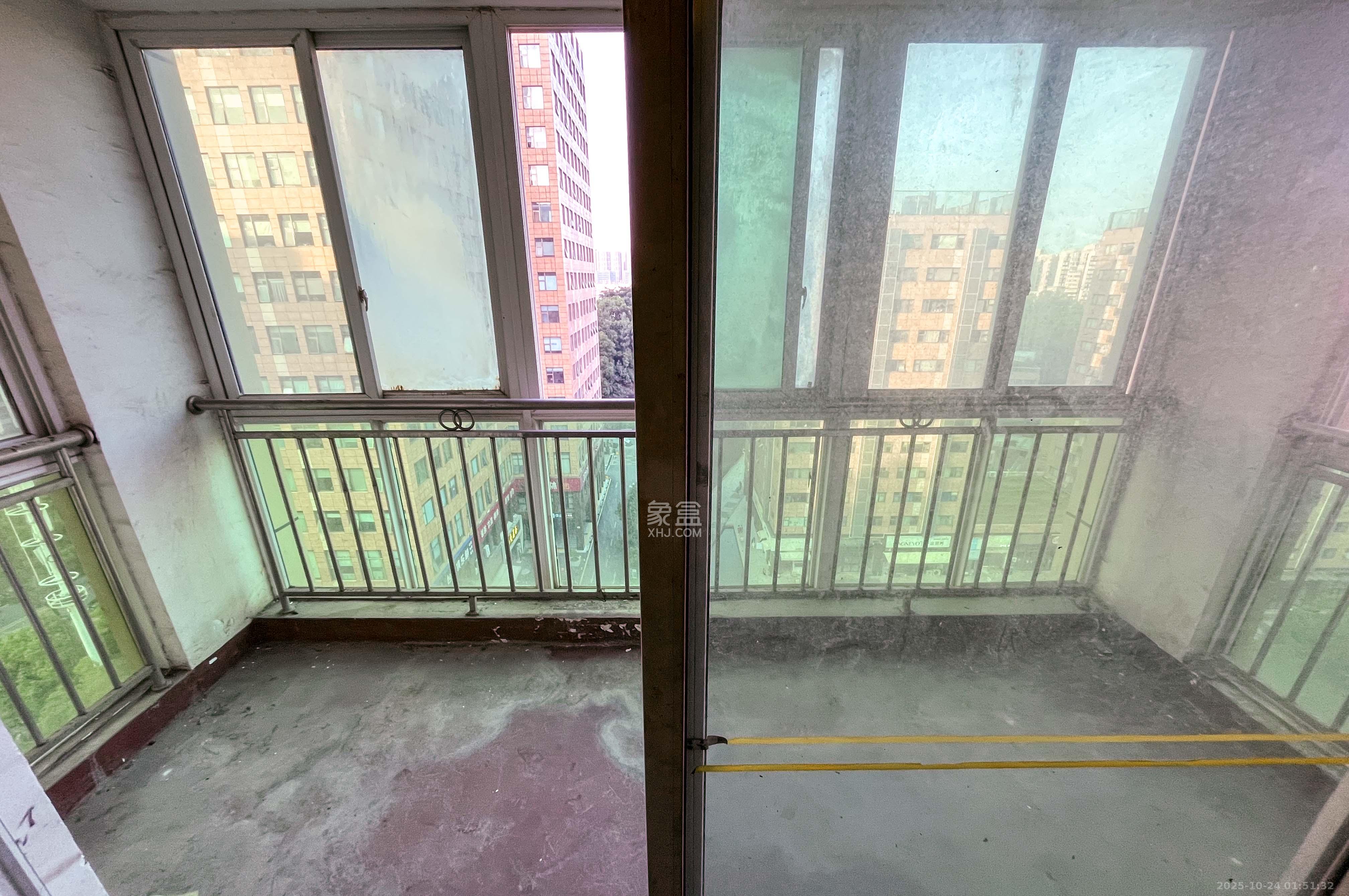 麓谷加州阳光  3室2厅2卫    85.0万 麓谷加州阳光  3室2厅2卫    85.0万其他