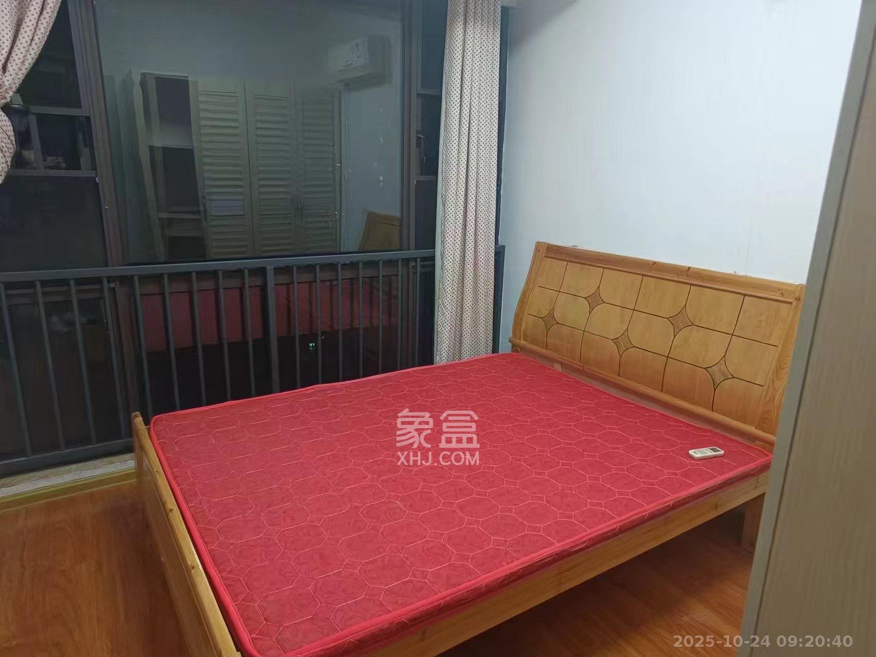 海洋半岛(月珑湾) 3室2厅1卫 2100.0元/月 海洋半岛(月珑湾) 3室2厅1卫 2100.0元/月室内图