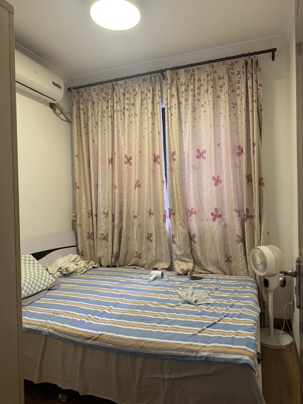 恒大美丽沙天颐湾  1室2厅1卫    128.0万客厅