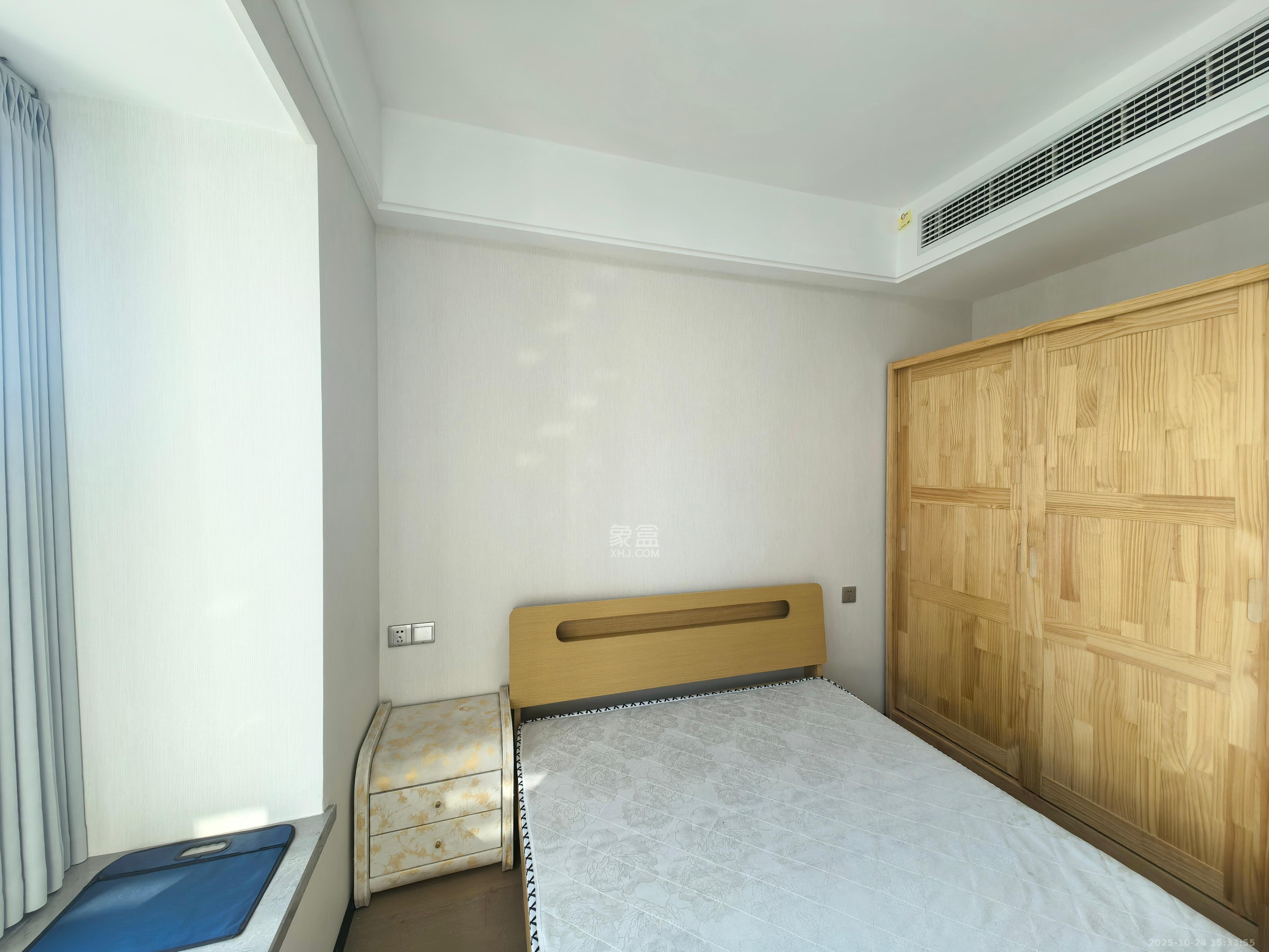 中海麓山境北区  4室2厅2卫    3000.0元/月室内图