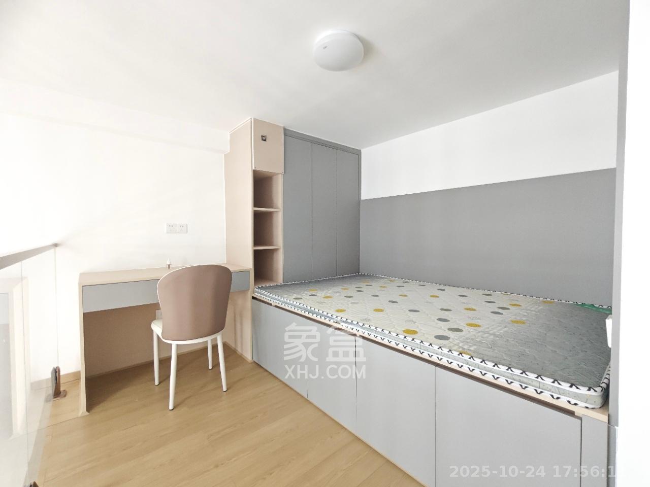 卓越中寰  2室1厅1卫    2600.0元/月室内图