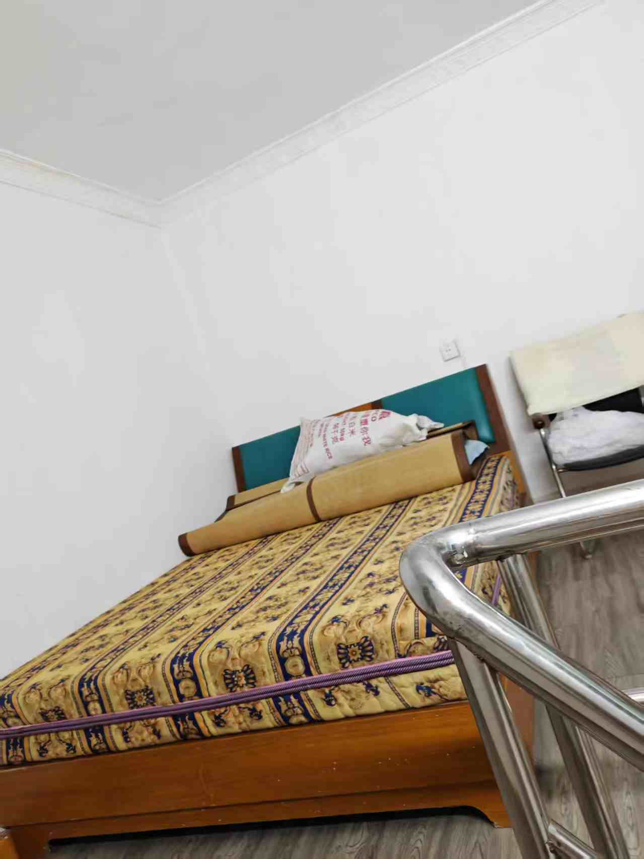 新新海岸  2室1厅1卫    1500.0元/月室内图