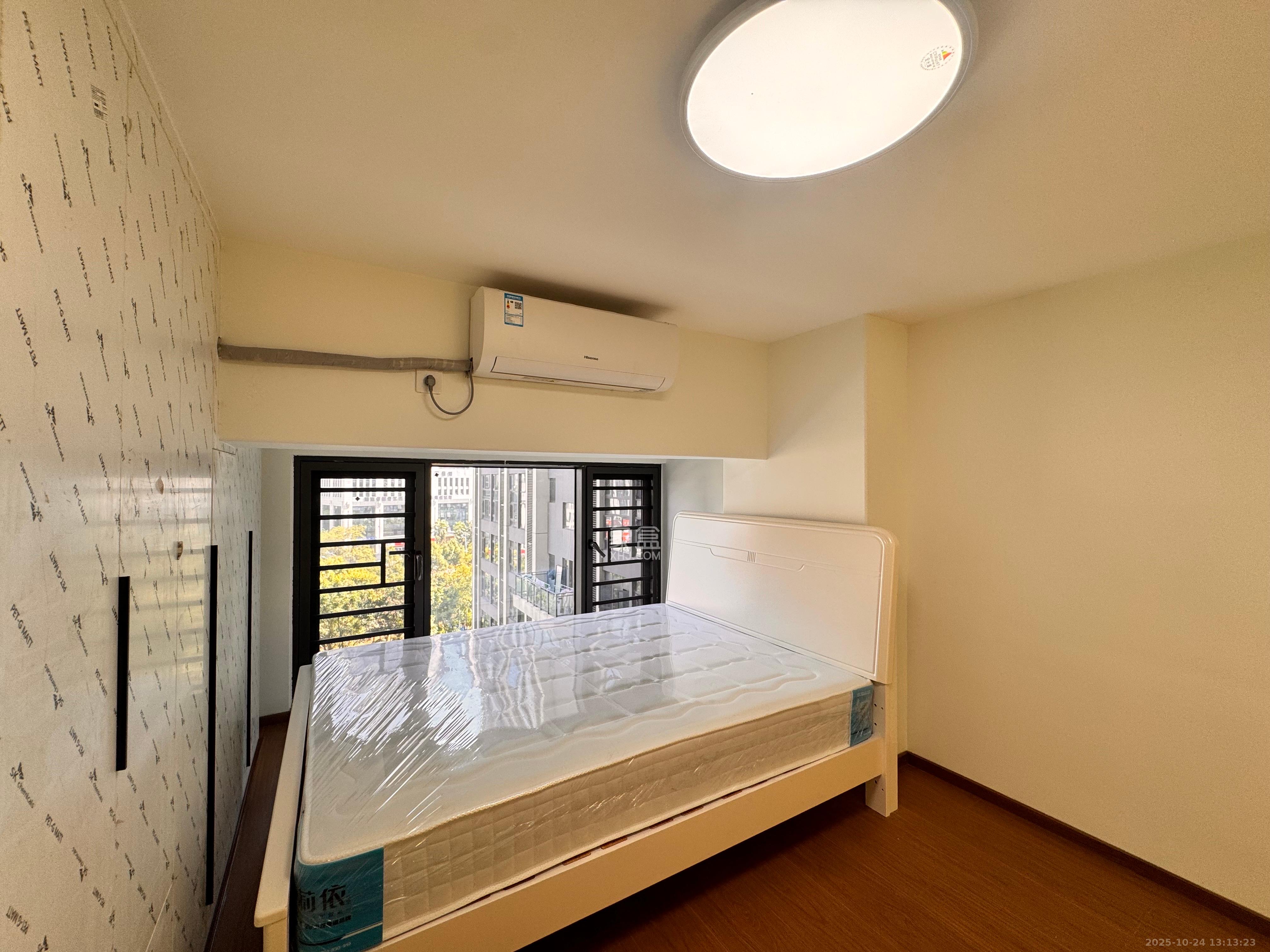 时代MOMA云PARK  1室1厅1卫    2600.0元/月 时代MOMA云PARK  1室1厅1卫    2600.0元/月室内图