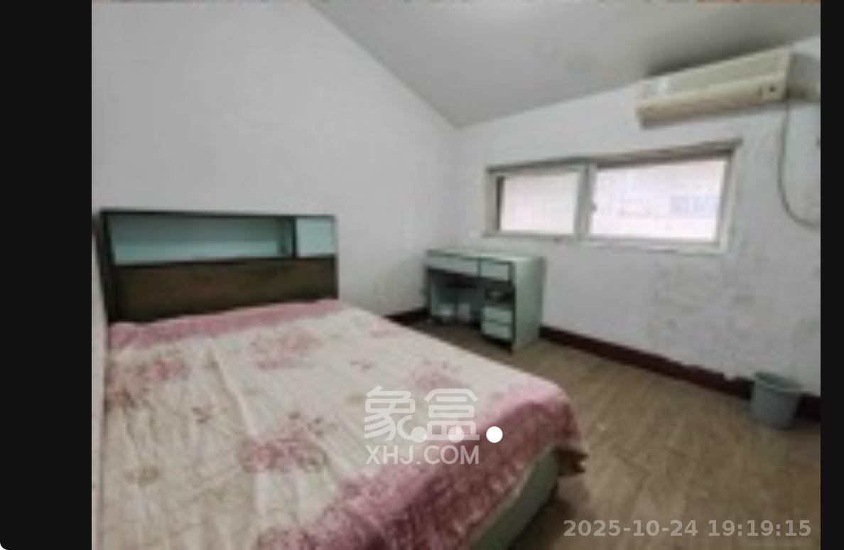 金麓西岸和苑  4室2厅2卫    2600.0元/月 金麓西岸和苑  4室2厅2卫    2600.0元/月室内图