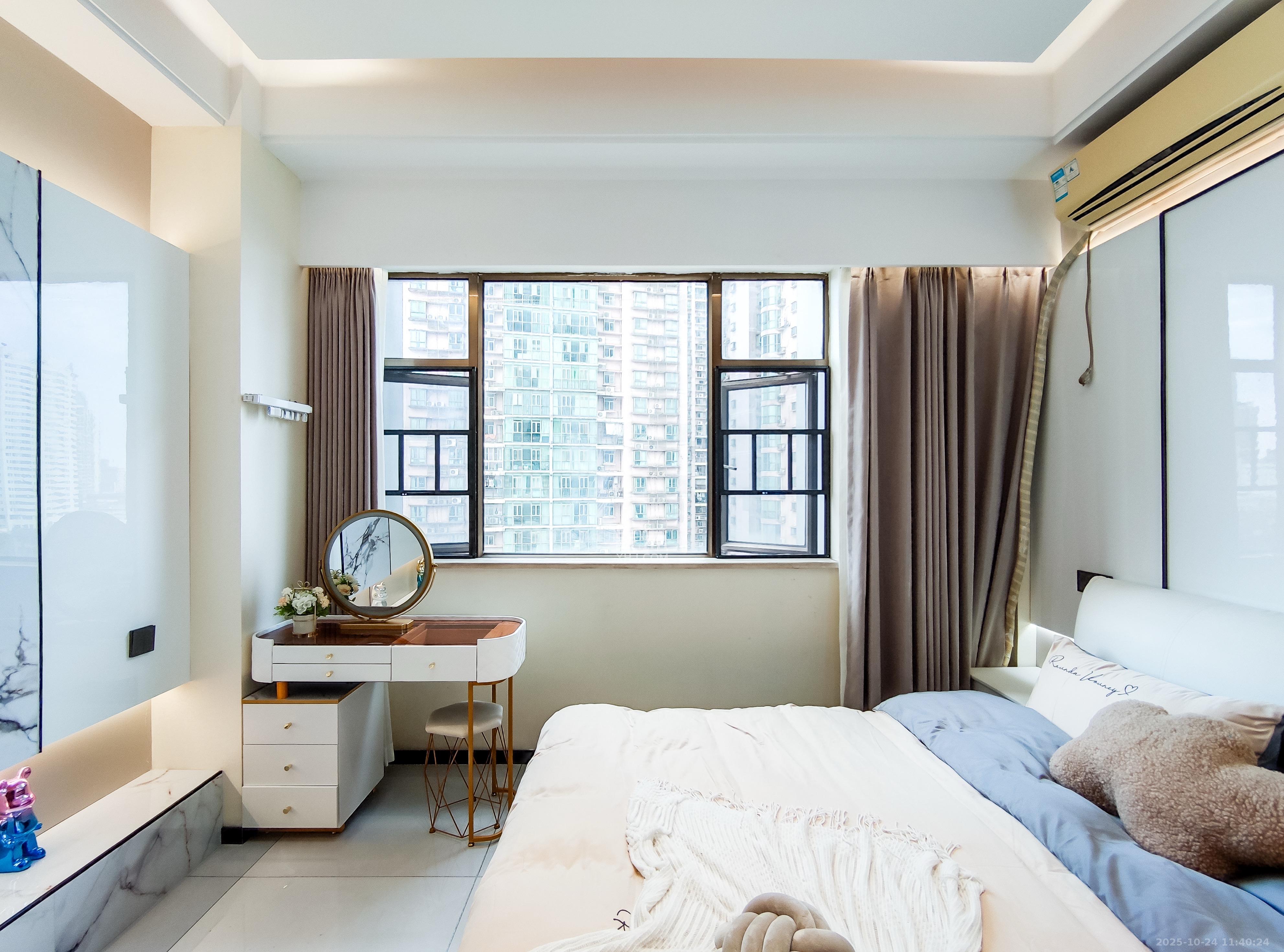 昊天大厦 1室1厅1卫 2500.0元/月 昊天大厦 1室1厅1卫 2500.0元/月室内图