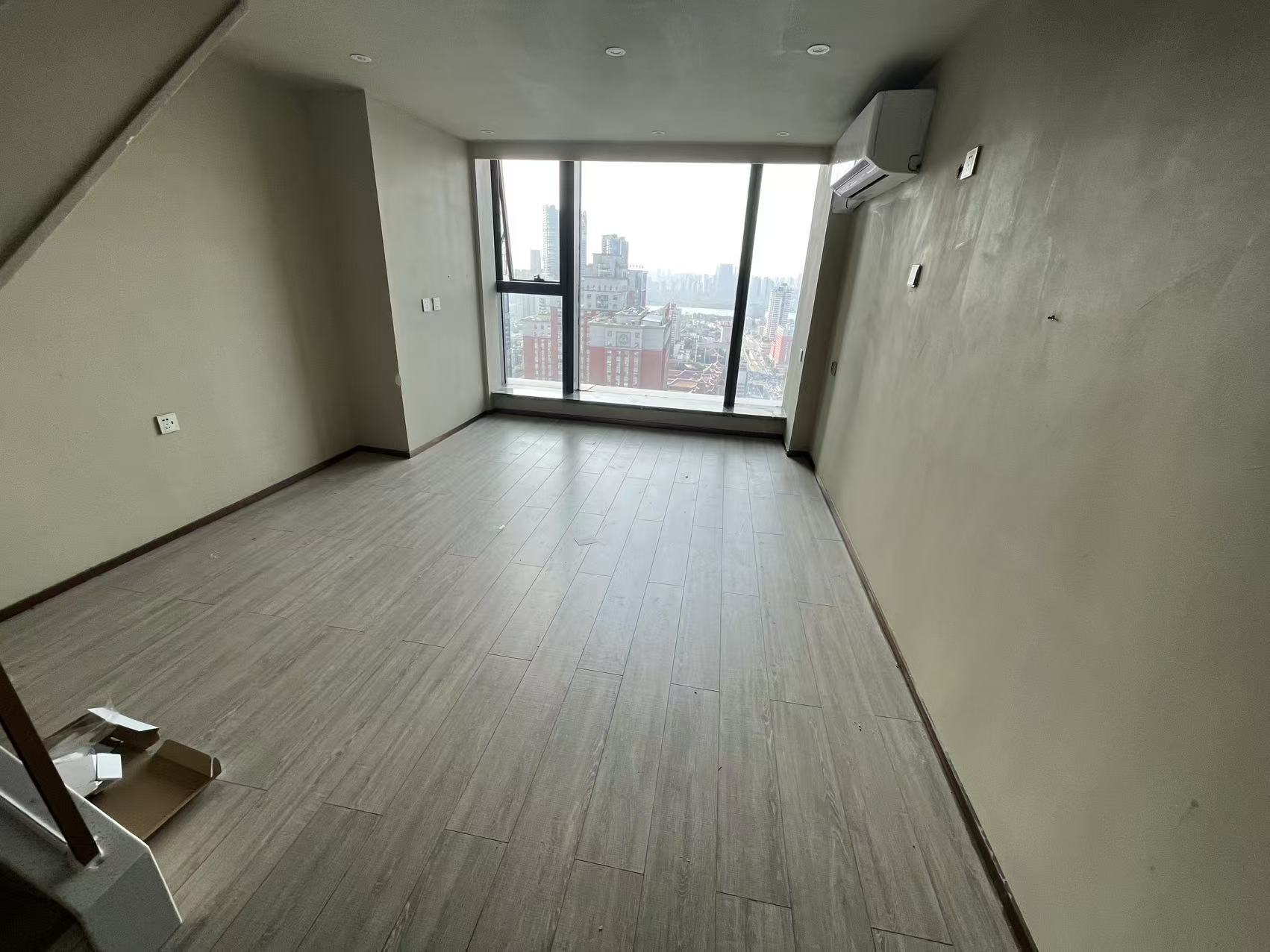 华远华时代  2室1厅1卫    3200.0元/月户型图