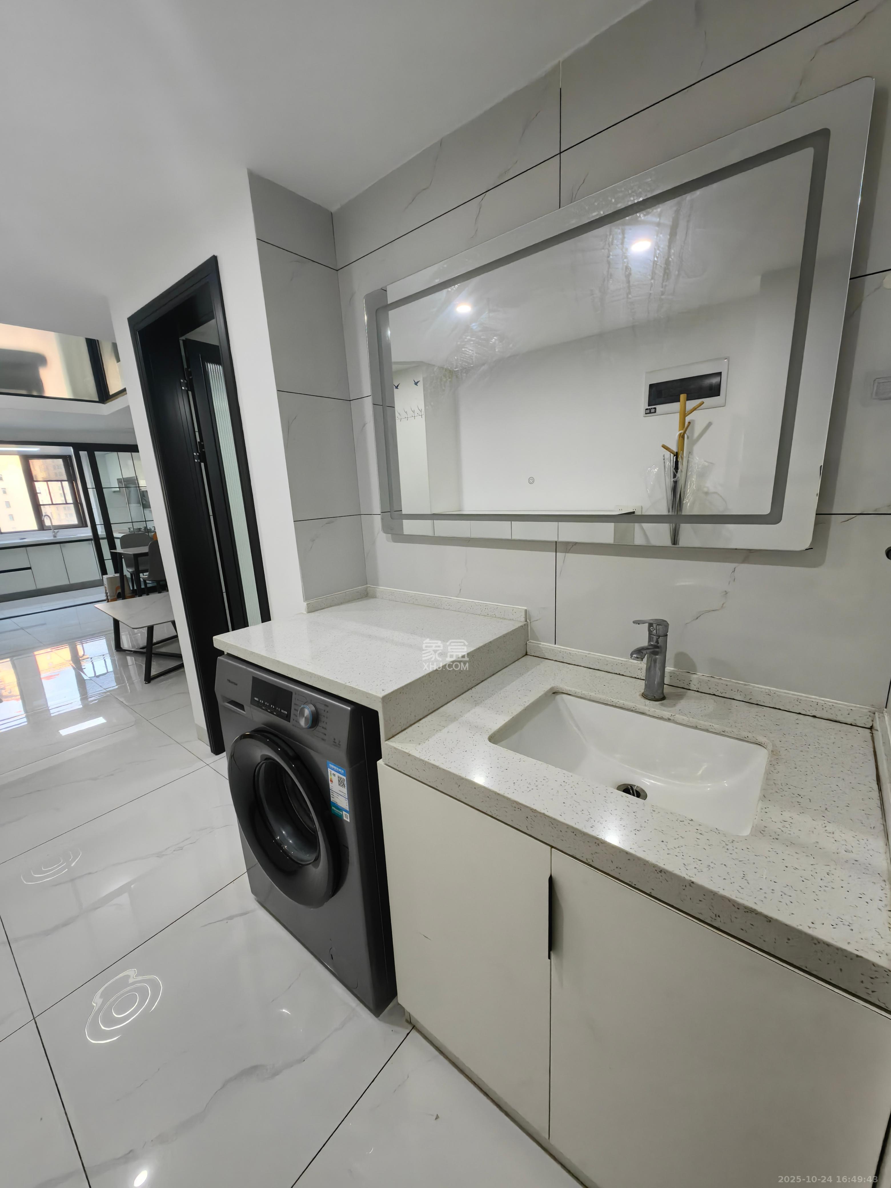 福晟钱隆国际(晟冉景苑)  2室1厅2卫    1900.0元/月 福晟钱隆国际(晟冉景苑)  2室1厅2卫    1900.0元/月室内图