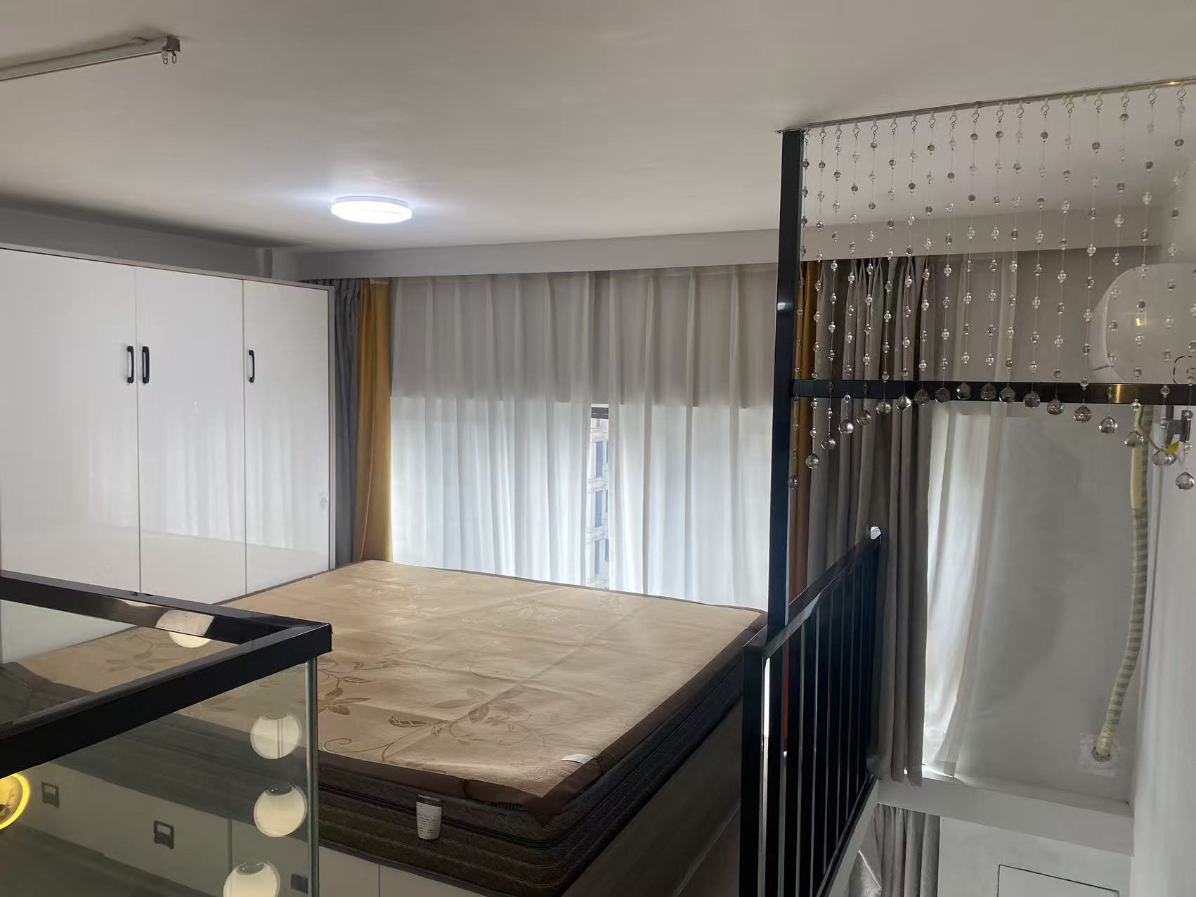 船山公馆 1室1厅1卫 2200.0元/月 船山公馆 1室1厅1卫 2200.0元/月室内图