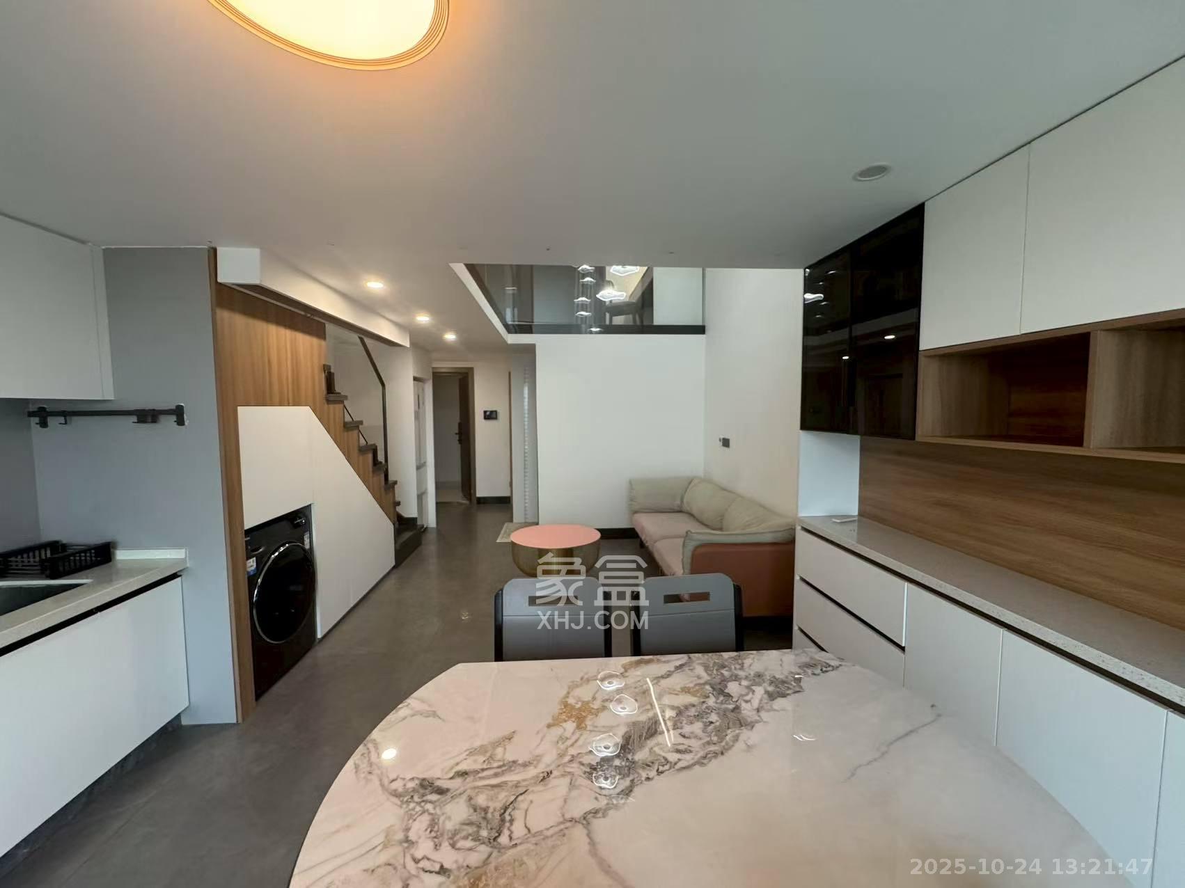 京武浪琴山三期（京武中心）  1室0厅0卫    3200.0元/月室内图