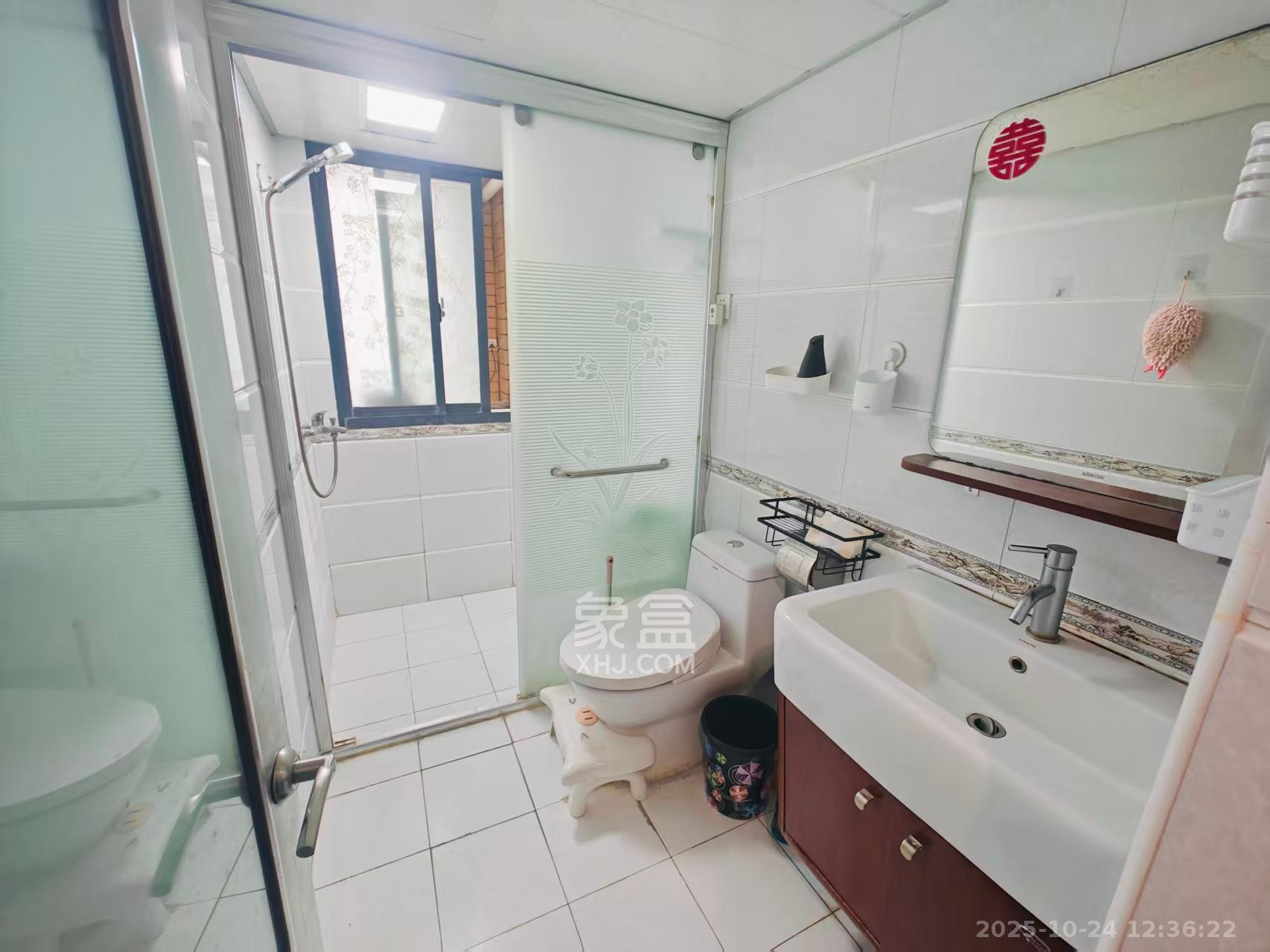 锦湘国际星城三期（锦绣苑）  2室2厅1卫    2700.0元/月室内图