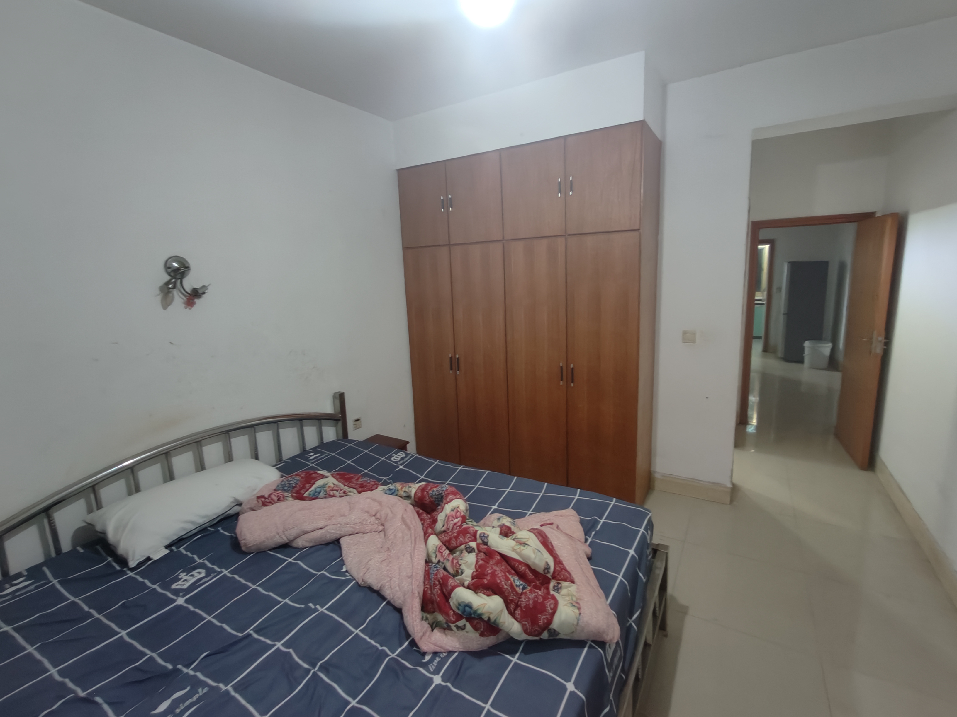 名牌大厦  3室2厅1卫    1500.0元/月 名牌大厦  3室2厅1卫    1500.0元/月室内图