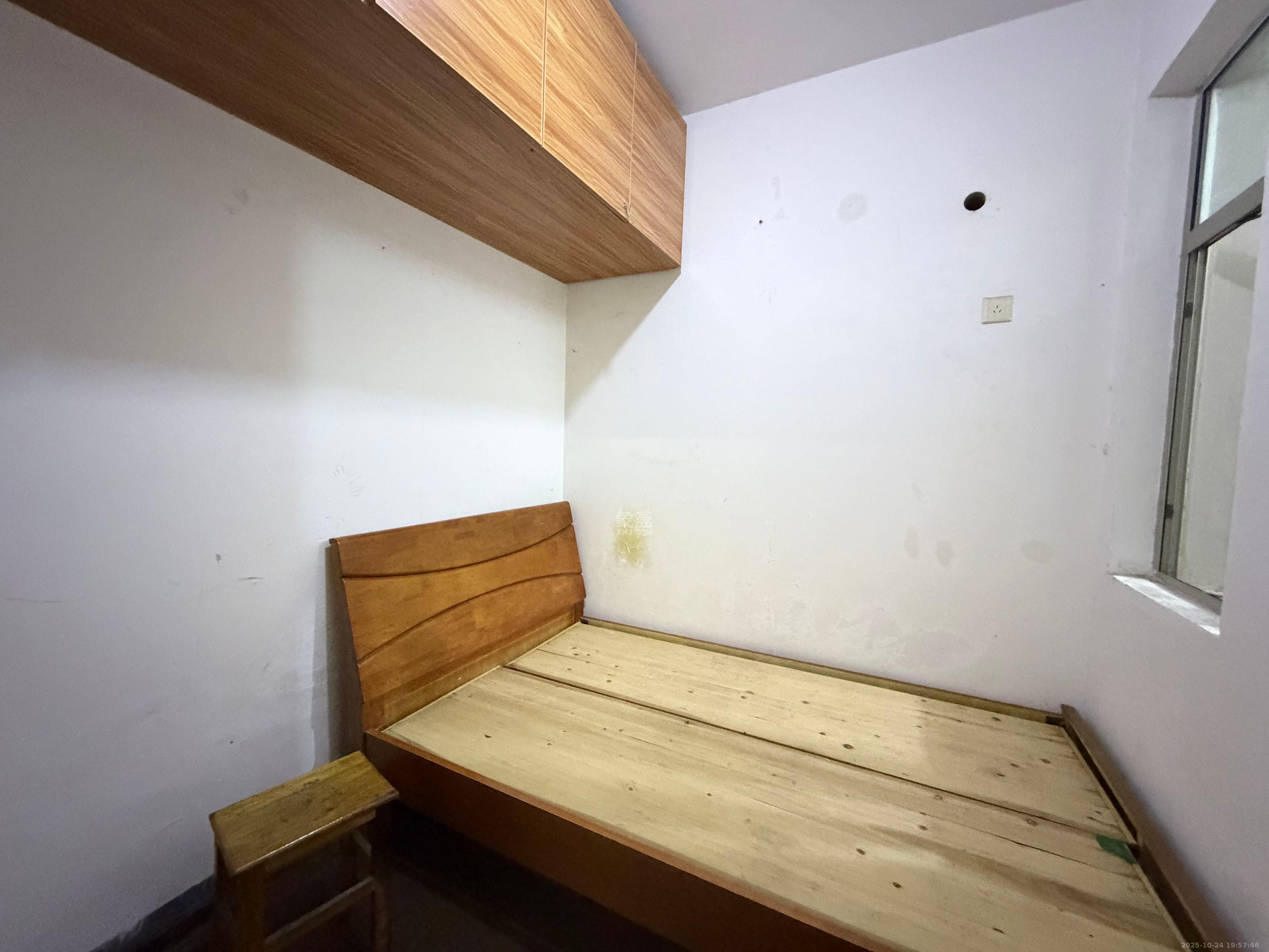 凯通国际城（凯通朝庭）  2室2厅1卫    1600.0元/月室内图