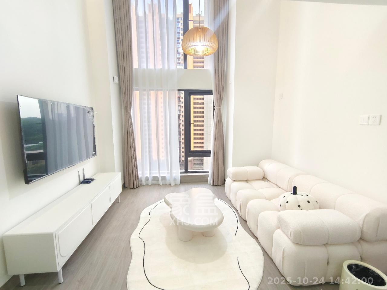 卓越江岸  1室1厅1卫    2500.0元/月室内图