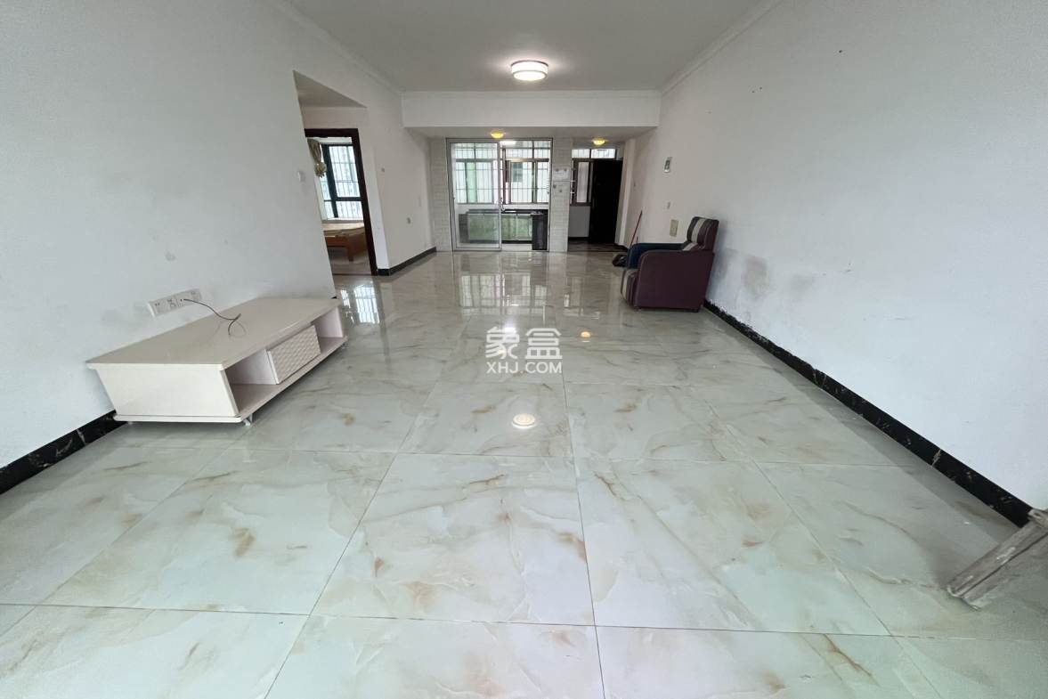 富源小区 2室1厅1卫 1800.0元/月 富源小区 2室1厅1卫 1800.0元/月室内图