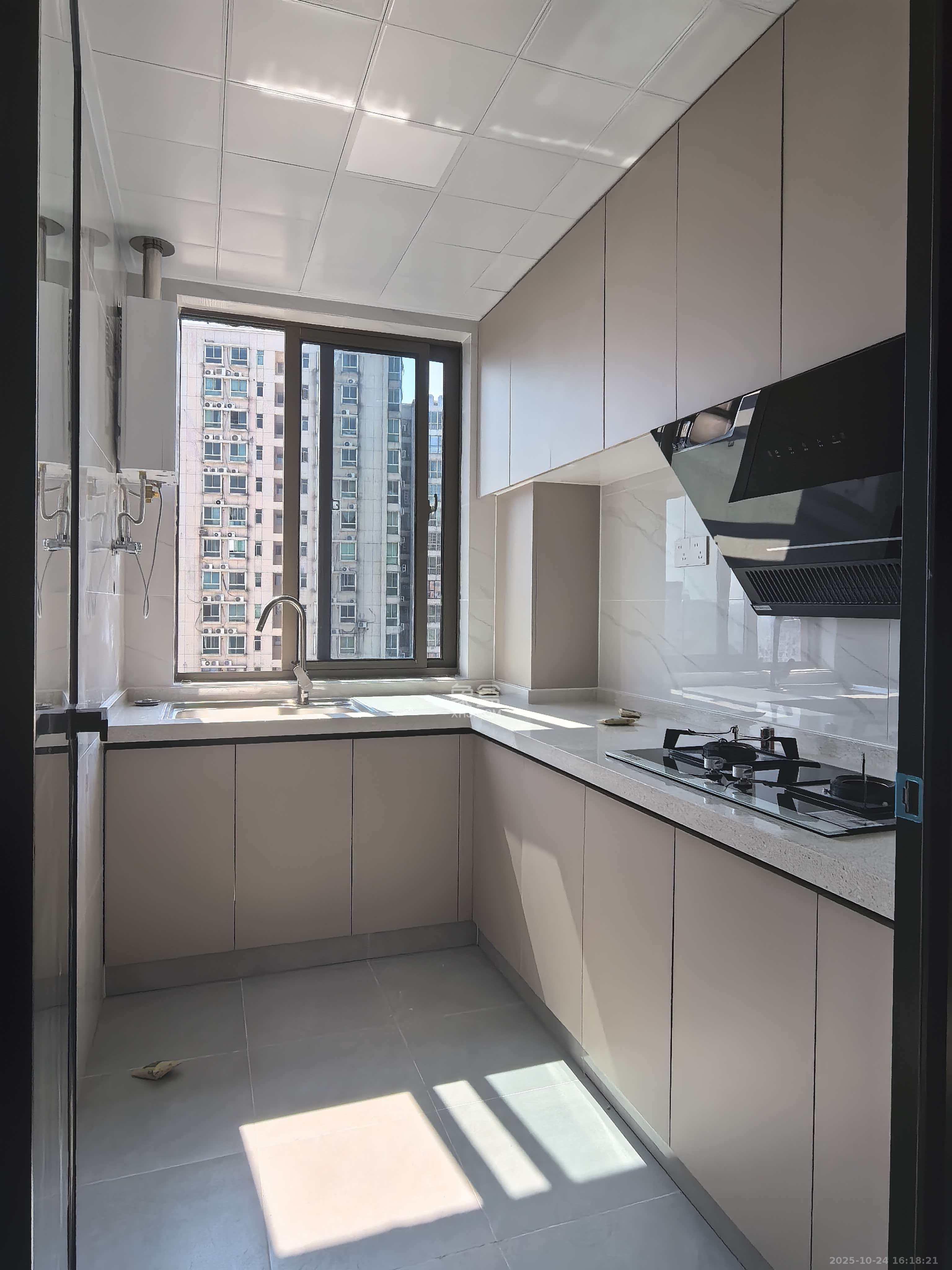 东塘SOHO(东上恒源大厦) 2室1厅1卫 3000.0元/月 东塘SOHO(东上恒源大厦) 2室1厅1卫 3000.0元/月室内图