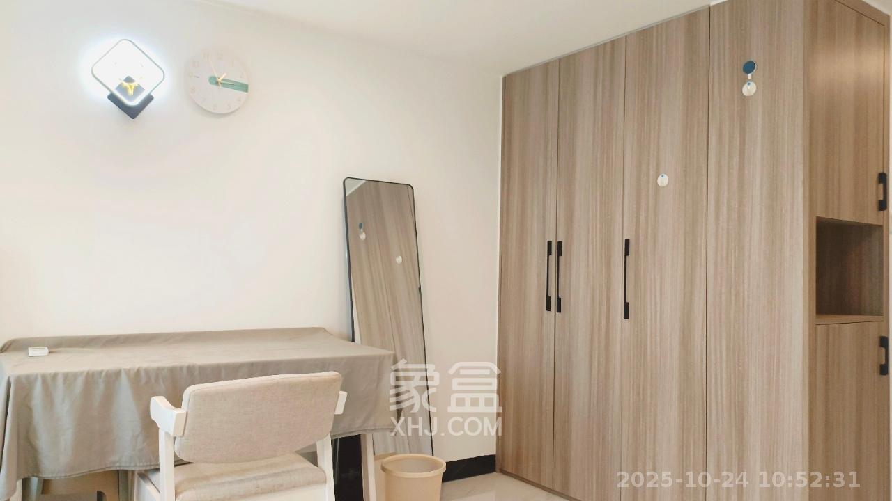 藏珑湖上公馆  1室0厅0卫    1500.0元/月室内图