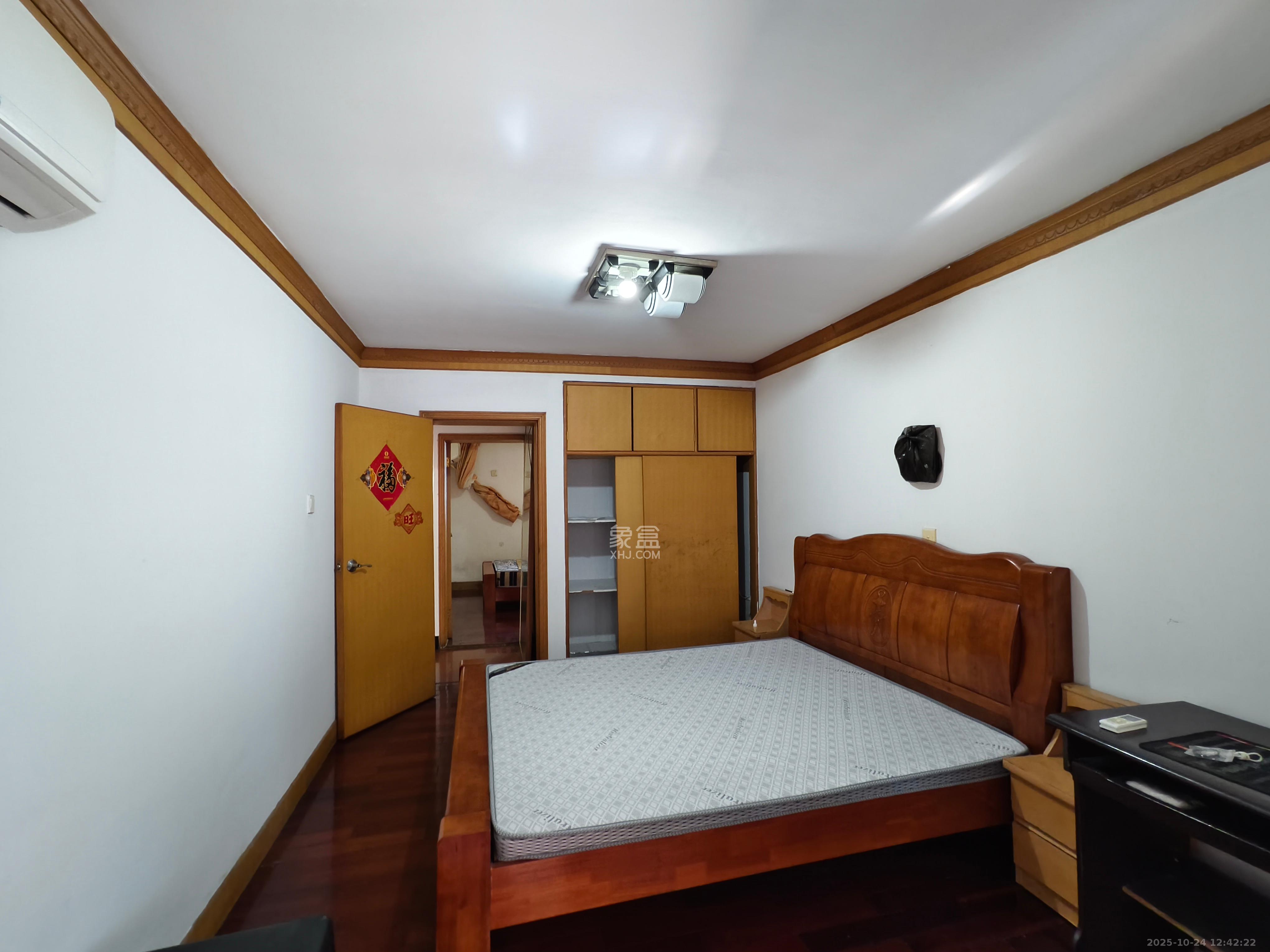 蒋家垅社区  2室1厅1卫    1500.0元/月室内图