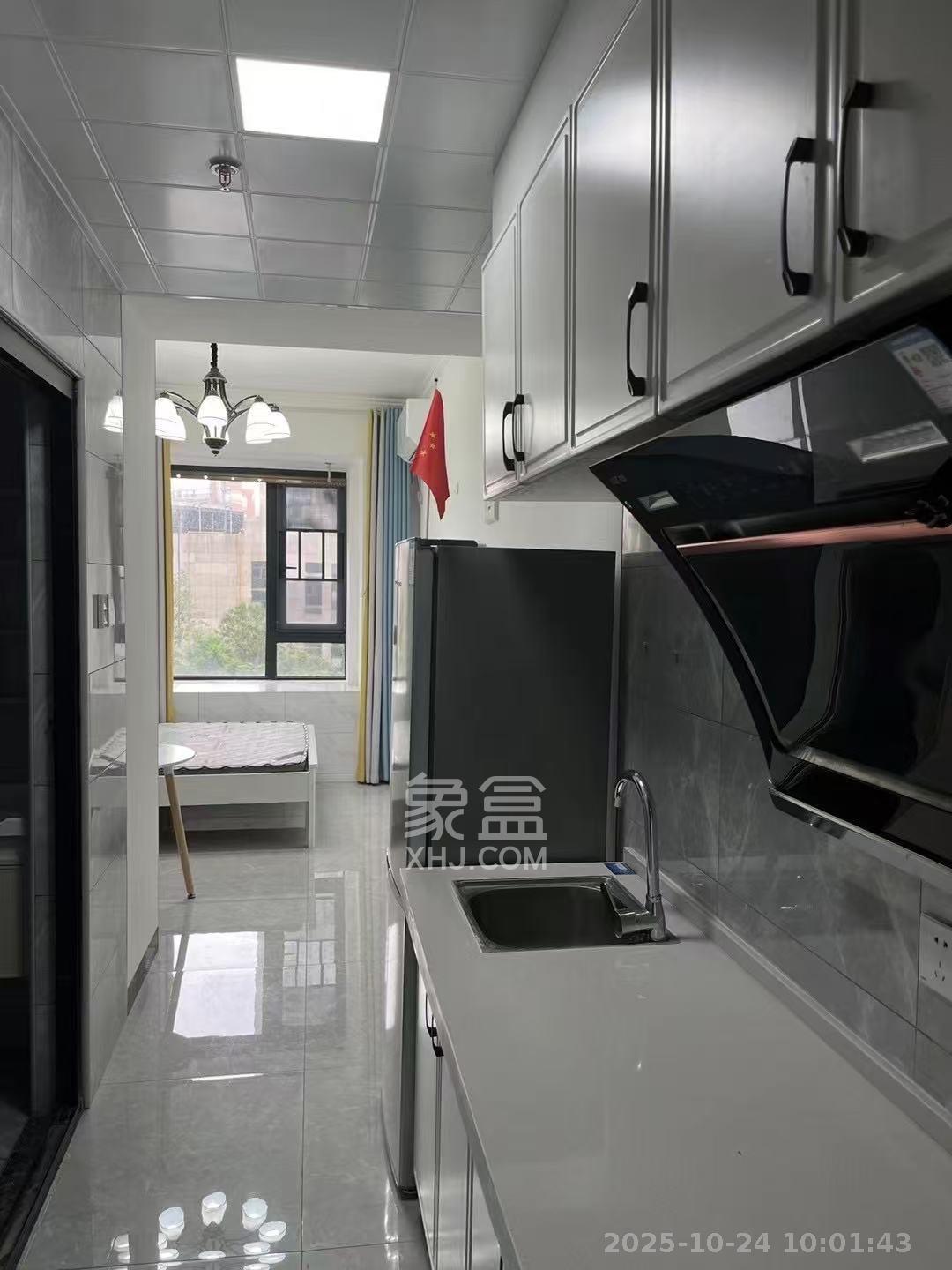 保利麓谷林语I区 1室1厅1卫 1500.0元/月 保利麓谷林语I区 1室1厅1卫 1500.0元/月室内图