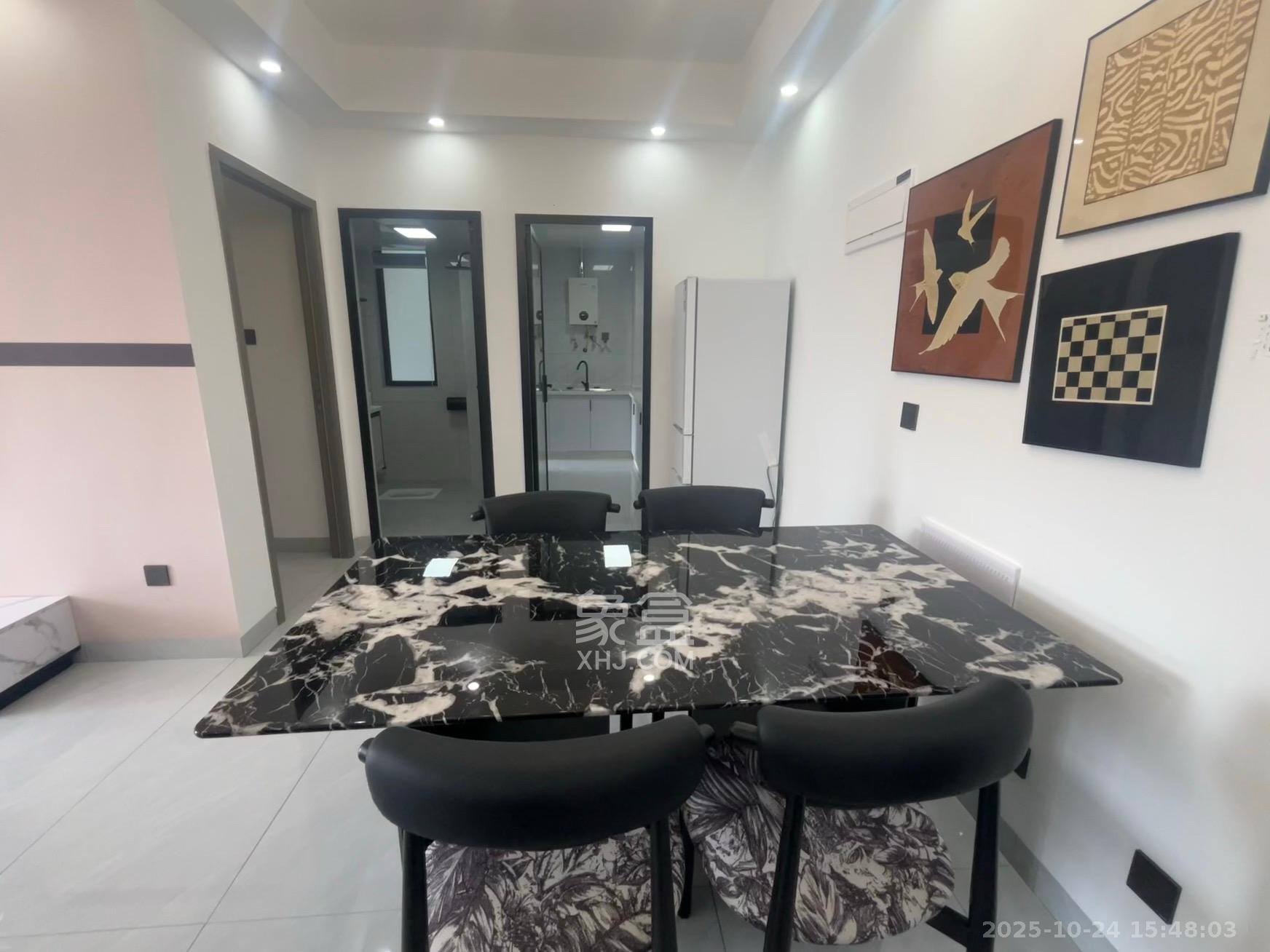 和景家园二期 2室1厅1卫 2000.0元/月 和景家园二期 2室1厅1卫 2000.0元/月室内图