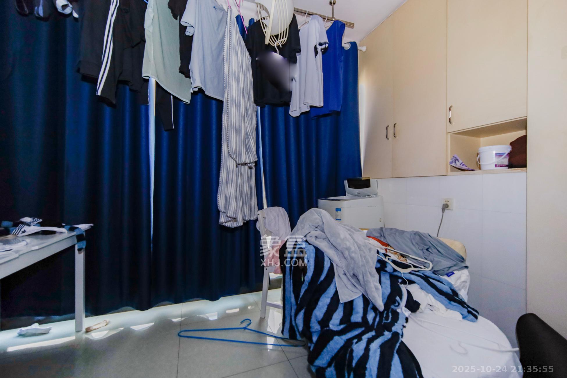 巢之恋  1室1厅1卫    32.0万阳台