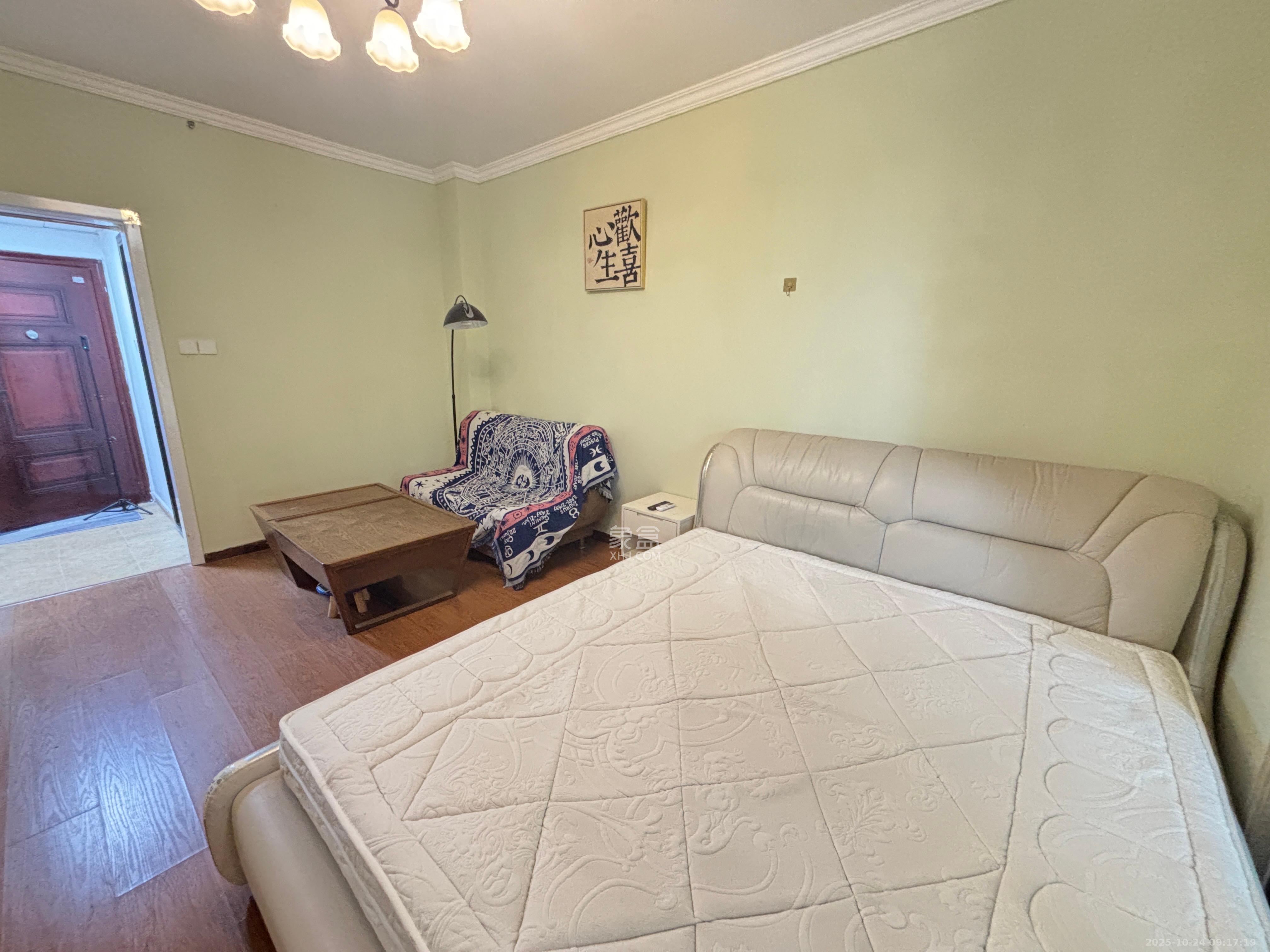 花漾年华(桂花园)  1室1厅1卫    1300.0元/月 花漾年华(桂花园)  1室1厅1卫    1300.0元/月室内图