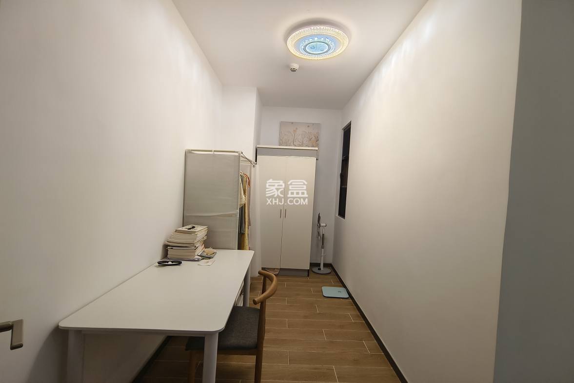 海航豪庭南苑  2室2厅2卫    4000.0元/月 海航豪庭南苑  2室2厅2卫    4000.0元/月室内图