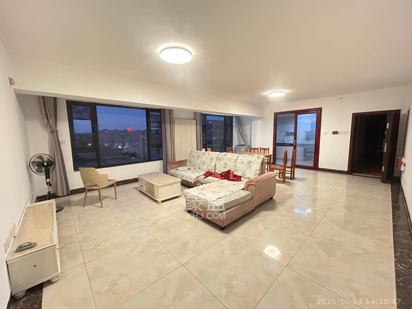 怡海星城 3室2厅2卫 1800.0元/月 怡海星城 3室2厅2卫 1800.0元/月室内图