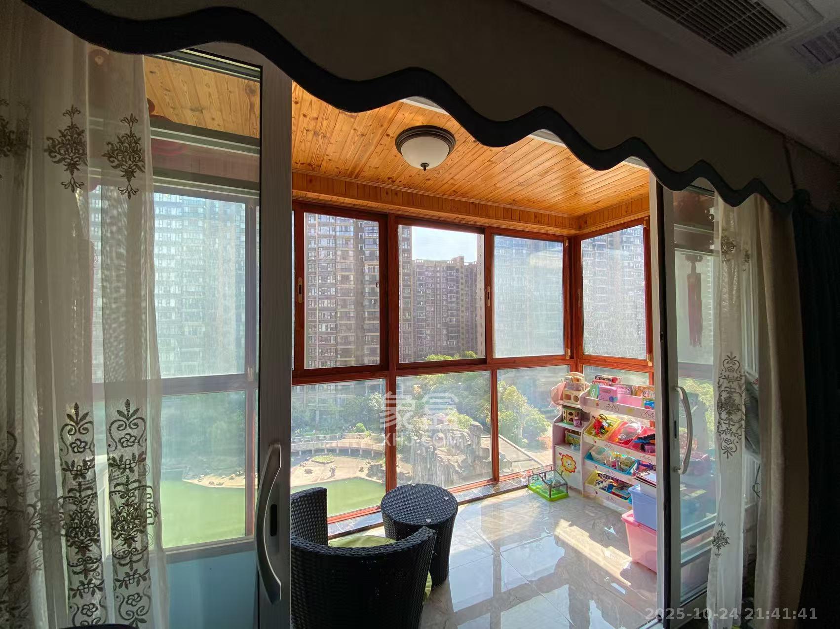 金鼎公园尚 3室2厅2卫 2800.0元/月 金鼎公园尚 3室2厅2卫 2800.0元/月室内图