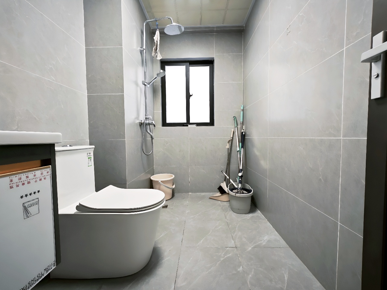 和谐家园（锦和广场）  2室1厅1卫    3500.0元/月室内图