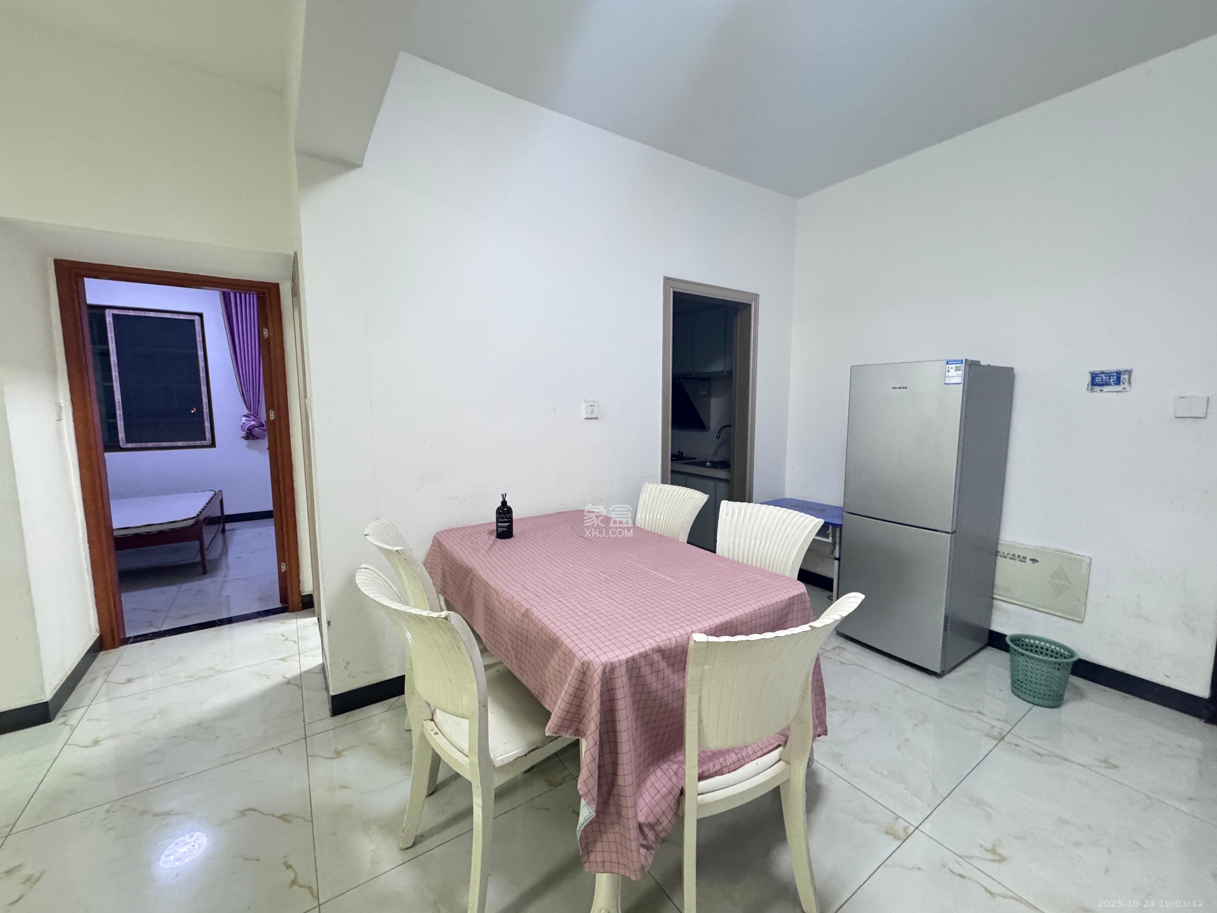 鄱阳佳郡  1室0厅0卫    1800.0元/月室内图