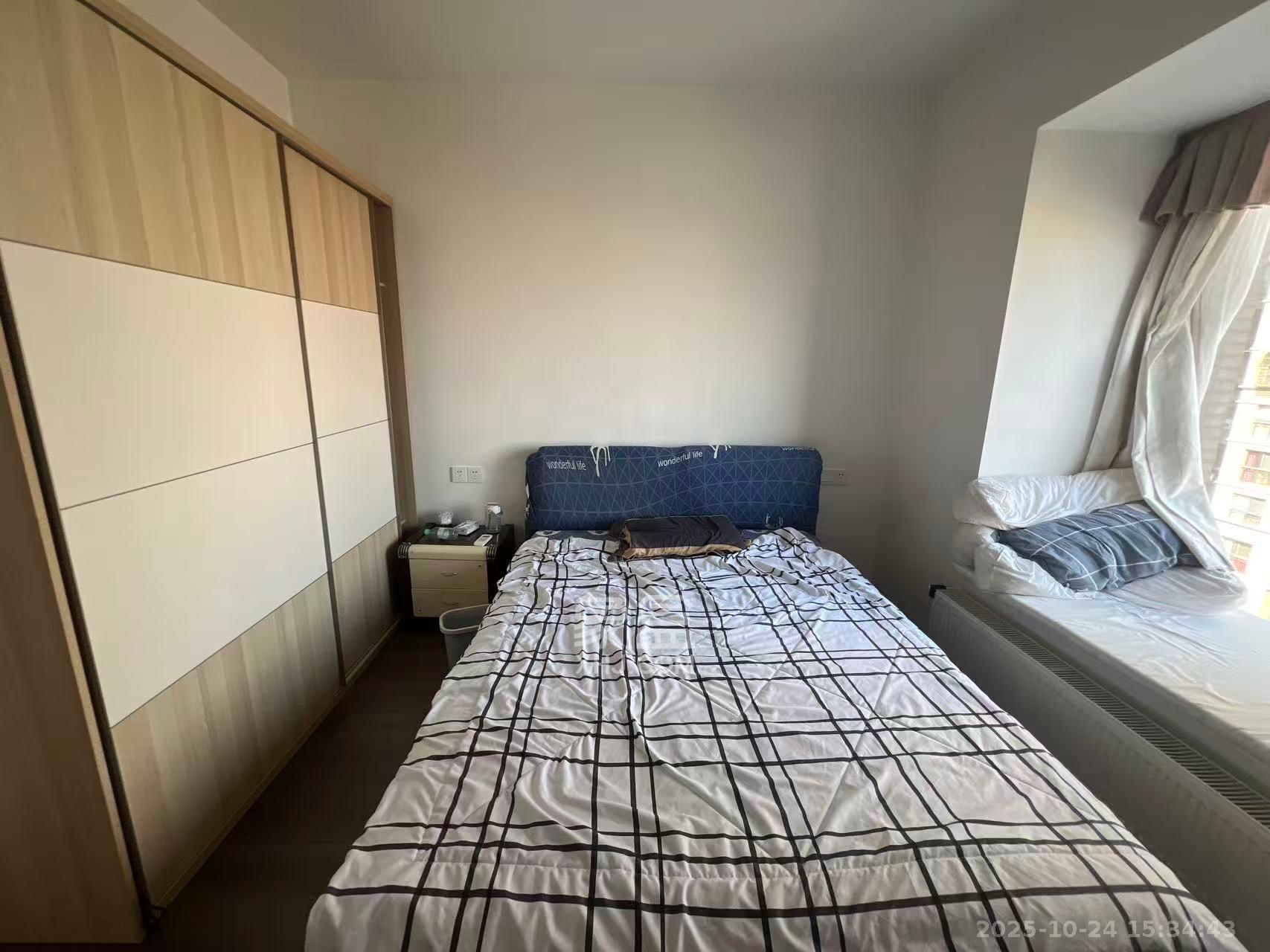 万象新天  3室1厅1卫    3300.0元/月 万象新天  3室1厅1卫    3300.0元/月室内图