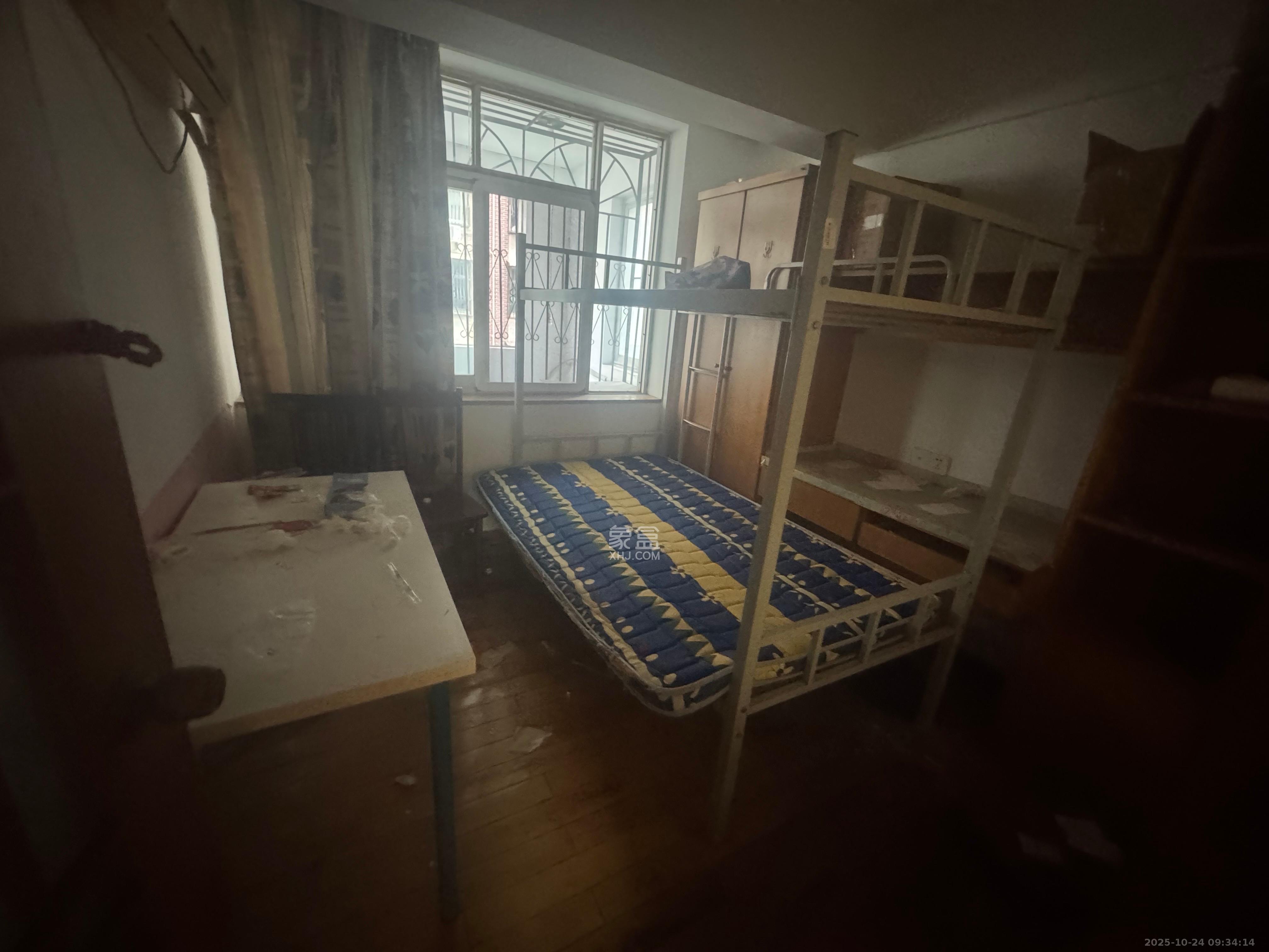 省建苑小区  3室2厅1卫    2000.0元/月 省建苑小区  3室2厅1卫    2000.0元/月室内图